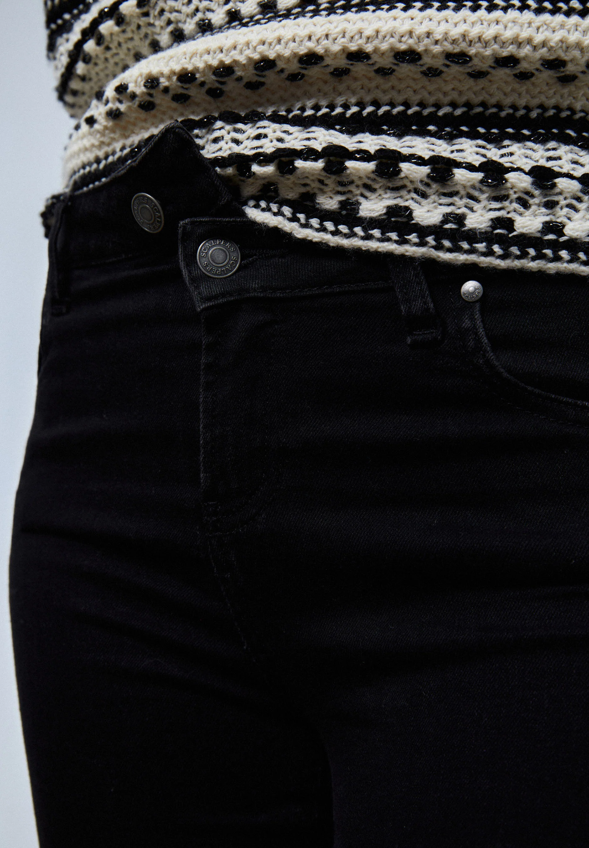 JEANS SKINNY BOTONES - Image 4