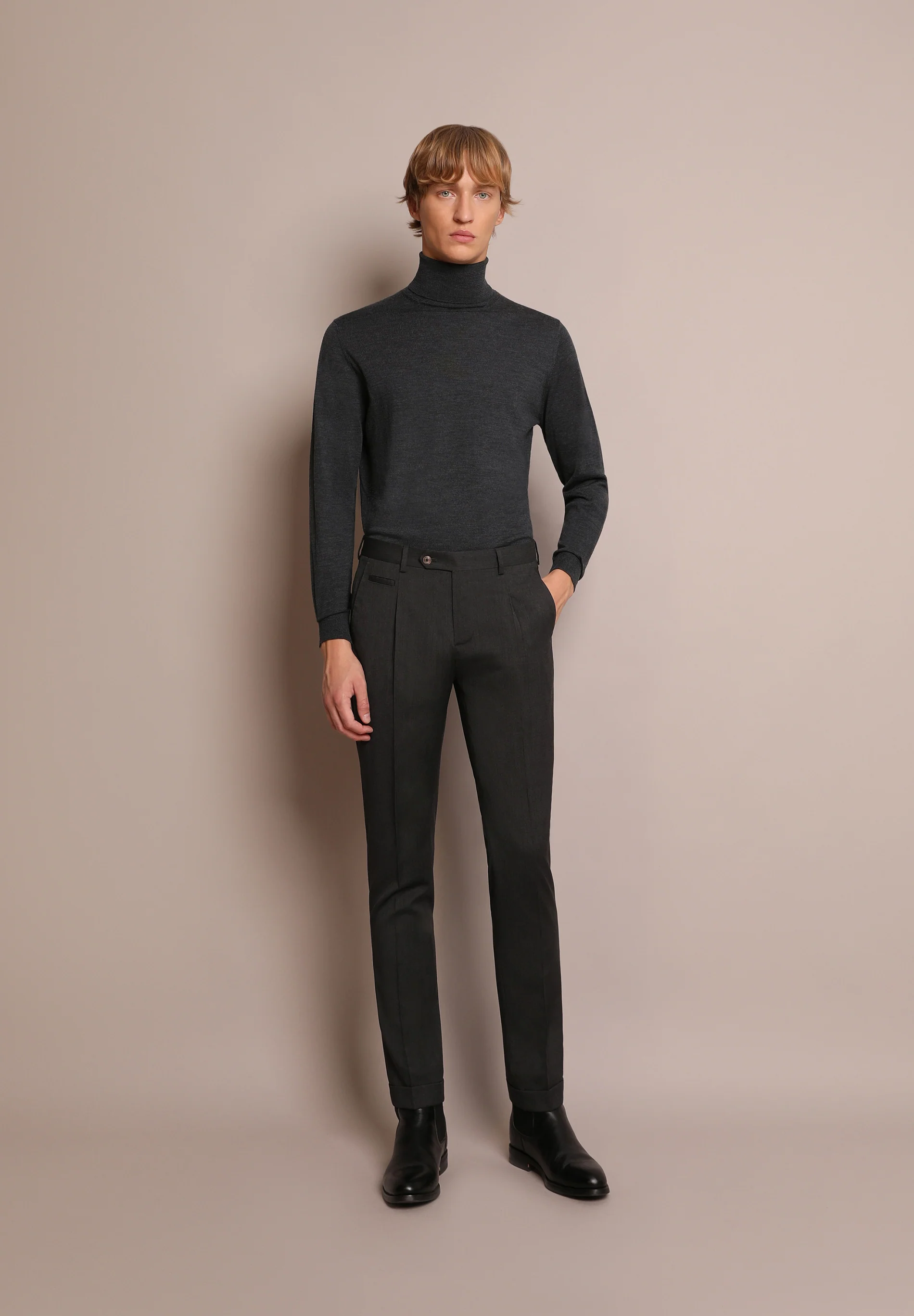 PANTALÓN PREMIUM PINZAS - Image 2