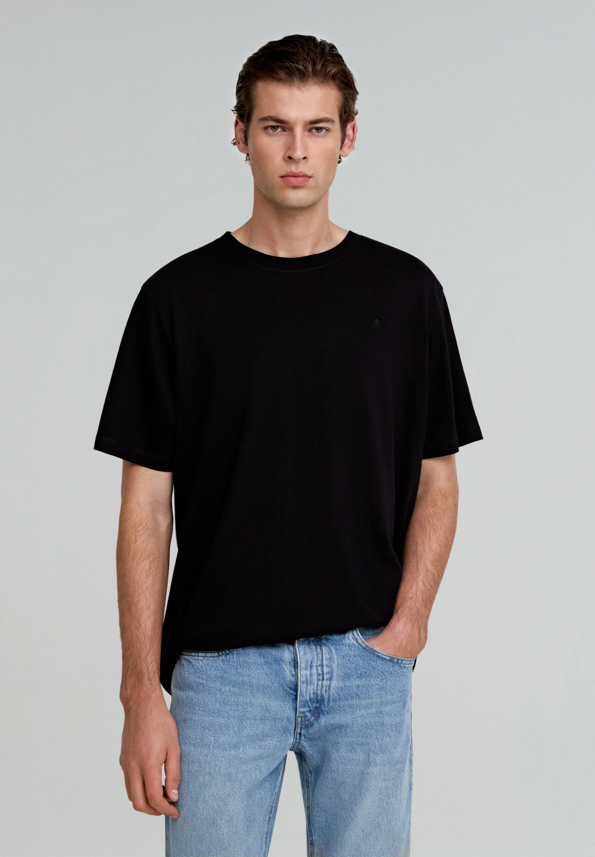 CAMISETA CALAVERA BORDADA - Image 3