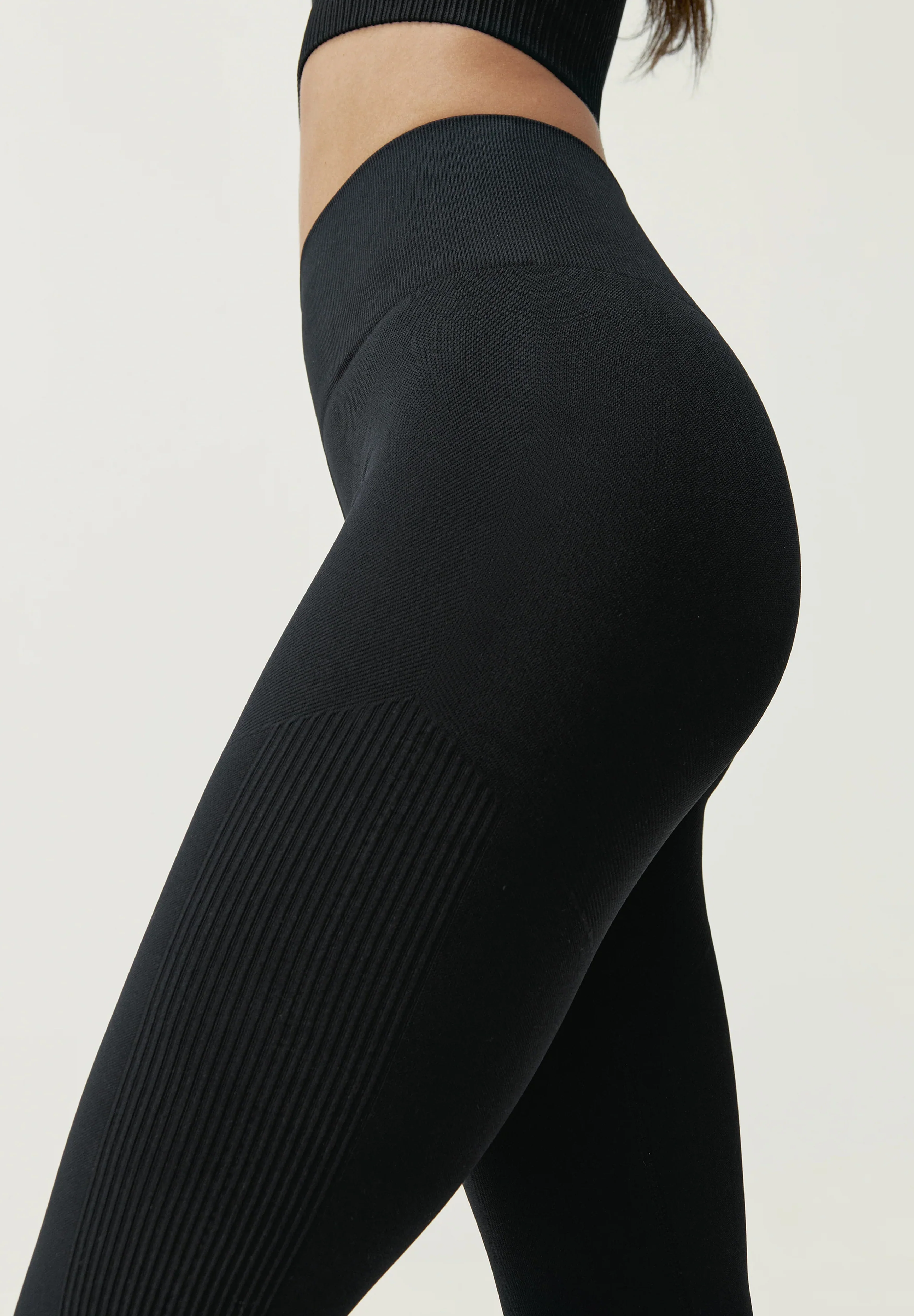 BORN LIVING YOGA | LEGGING YAMI - Image 4