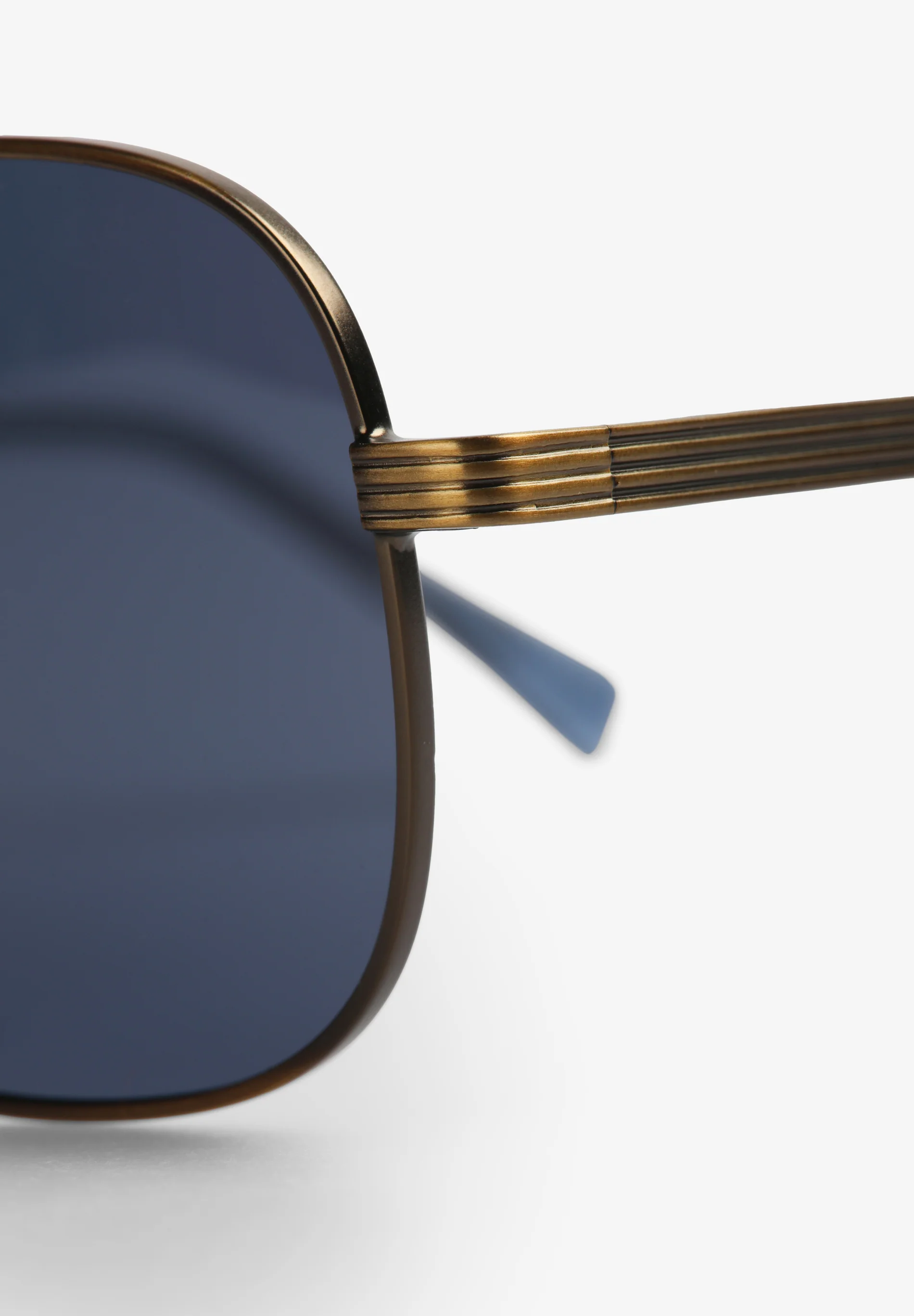 GAFAS DE SOL METÁLICAS - Image 4