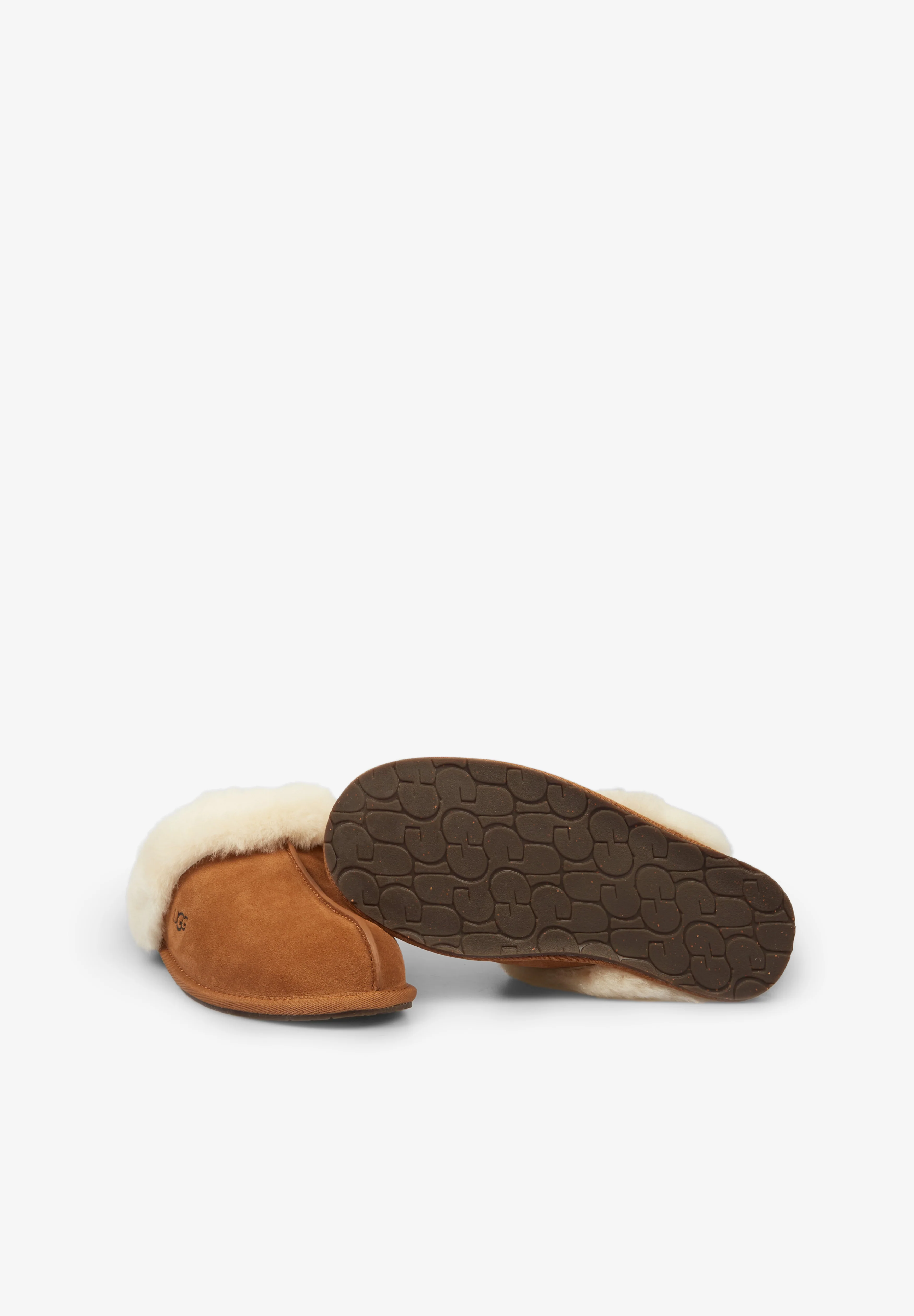 UGG | ZAPATILLAS SCUFFETTE II MUJER - Image 4