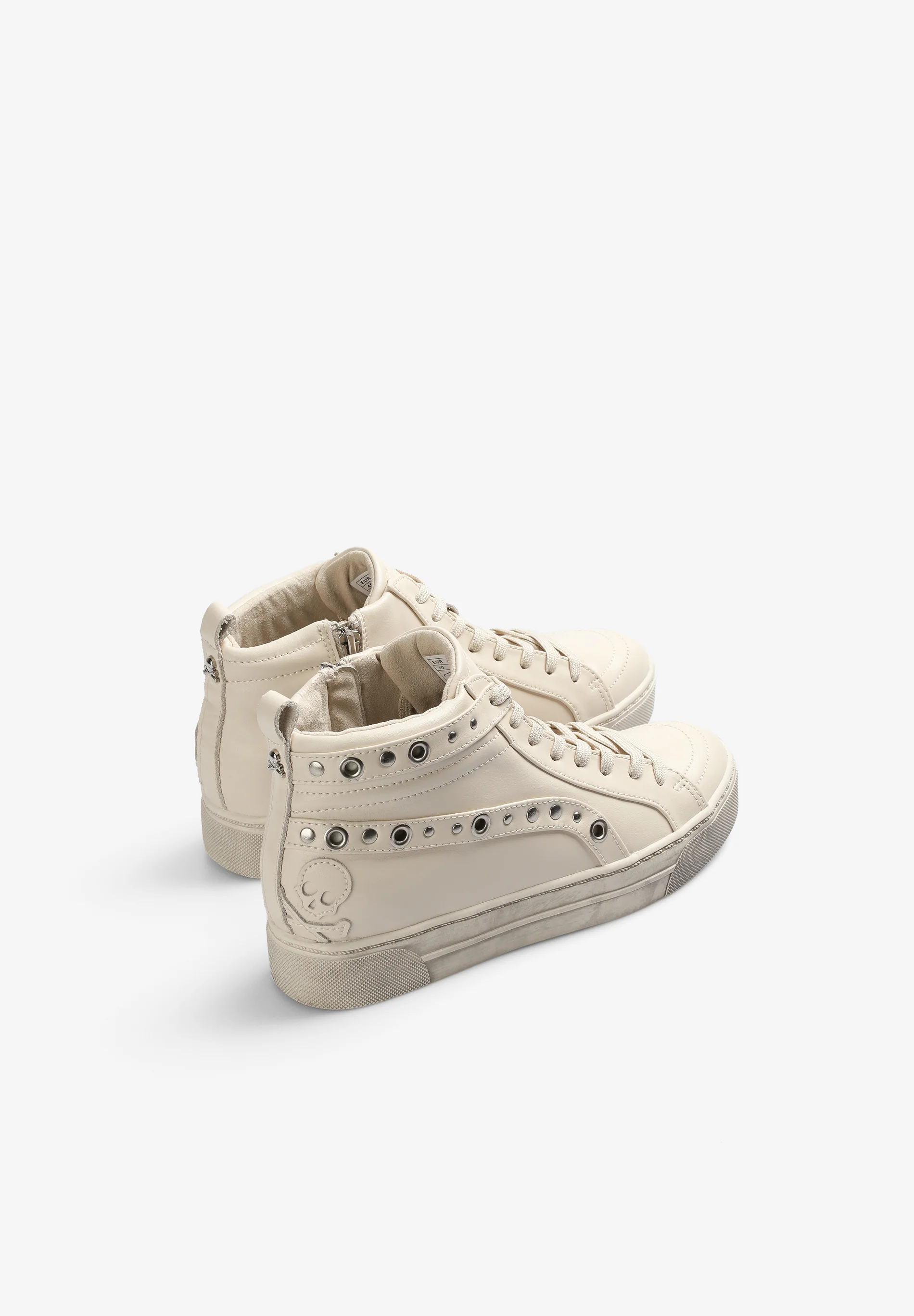 SNEAKERS BOTAS ALTAS TACHUELAS - Image 4