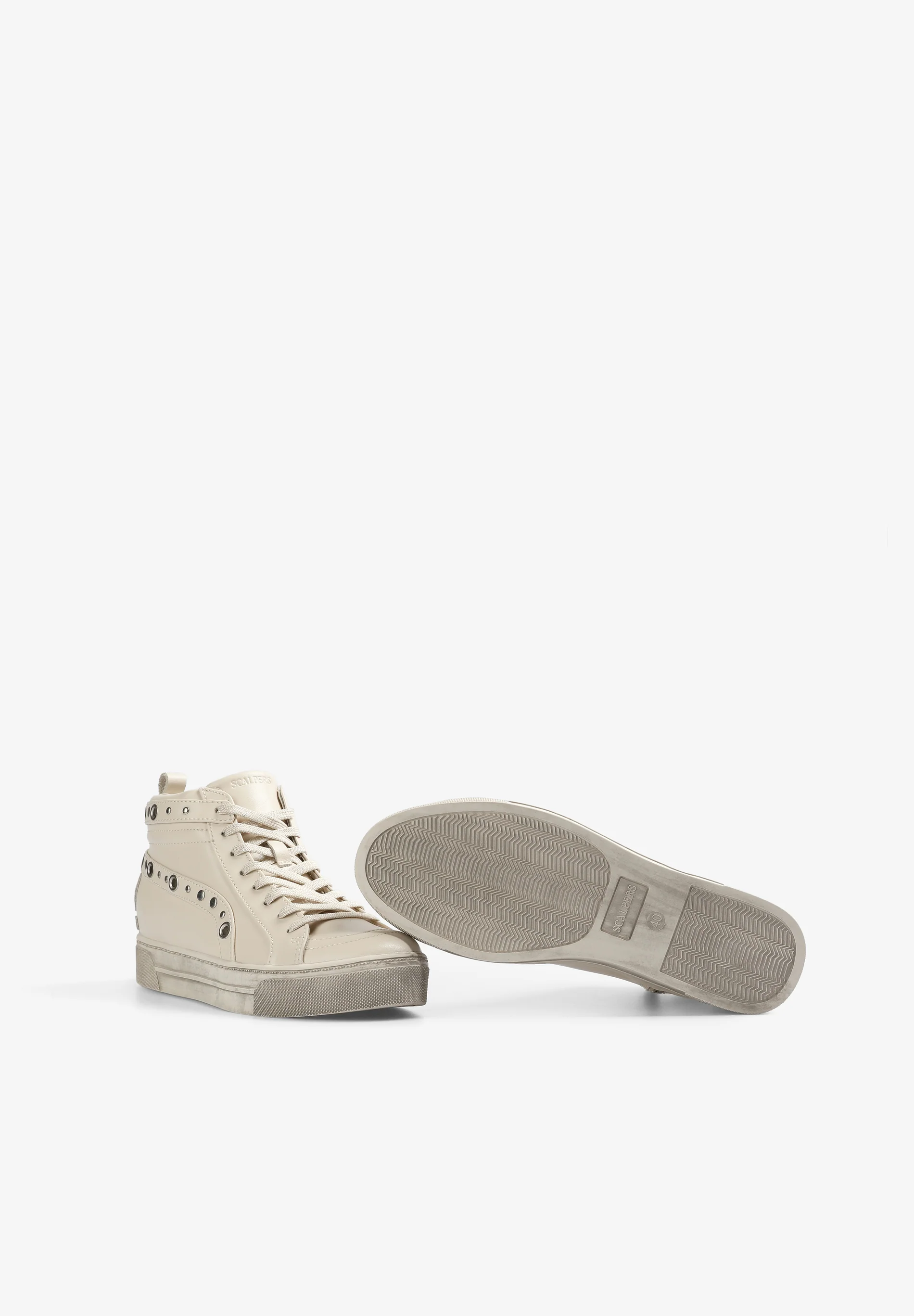 SNEAKERS BOTAS ALTAS TACHUELAS - Image 5