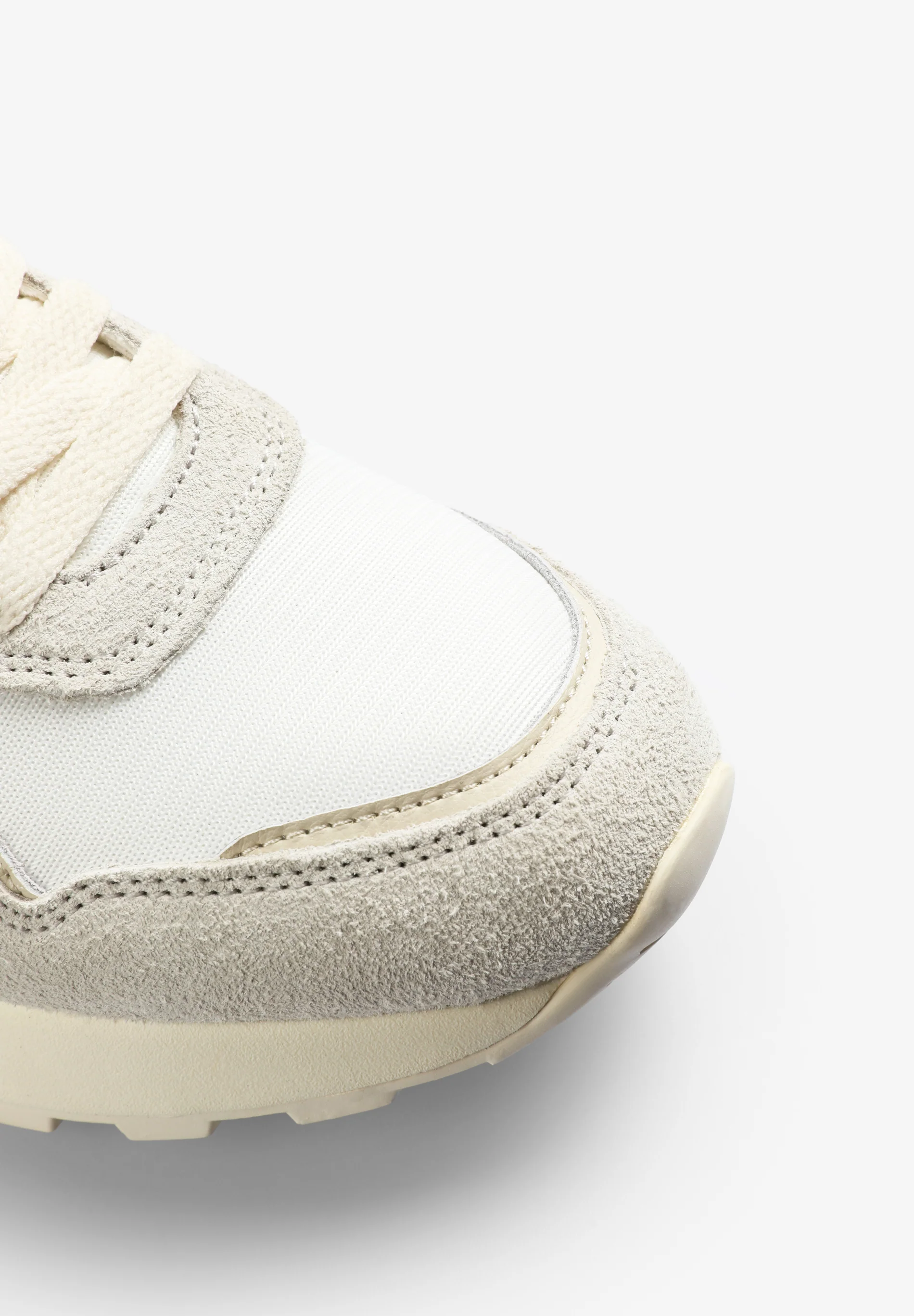 SNEAKERS LIGERAS SUELA ALTA DENTADA - Image 6