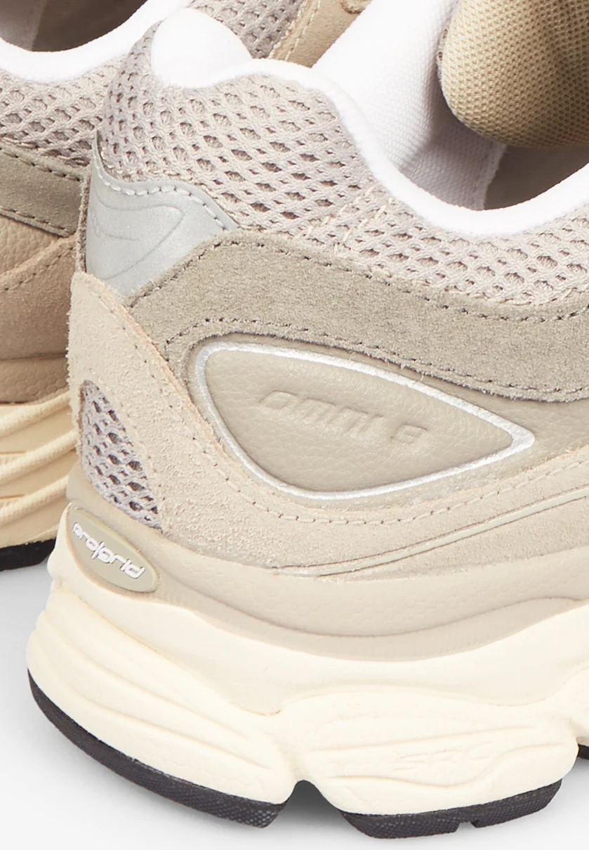 SAUCONY | SNEAKERS PROGRID OMNI 9 - Image 5