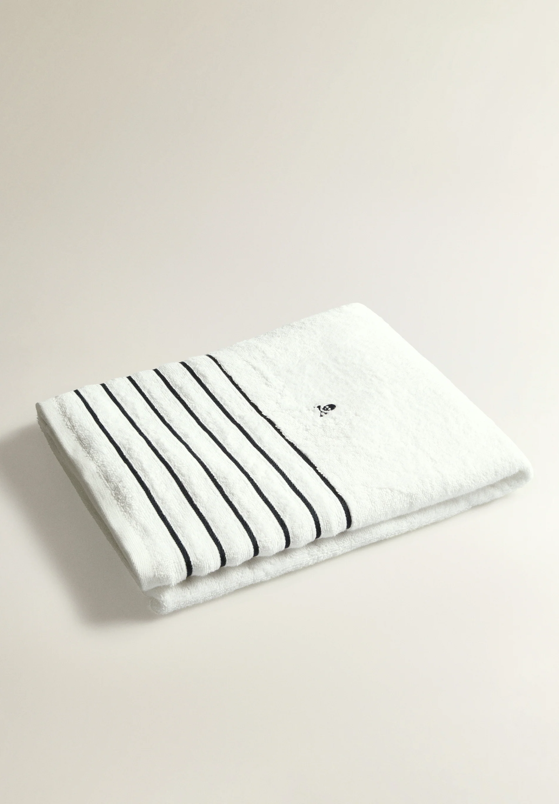 STRIPED TOWEL - Image 2