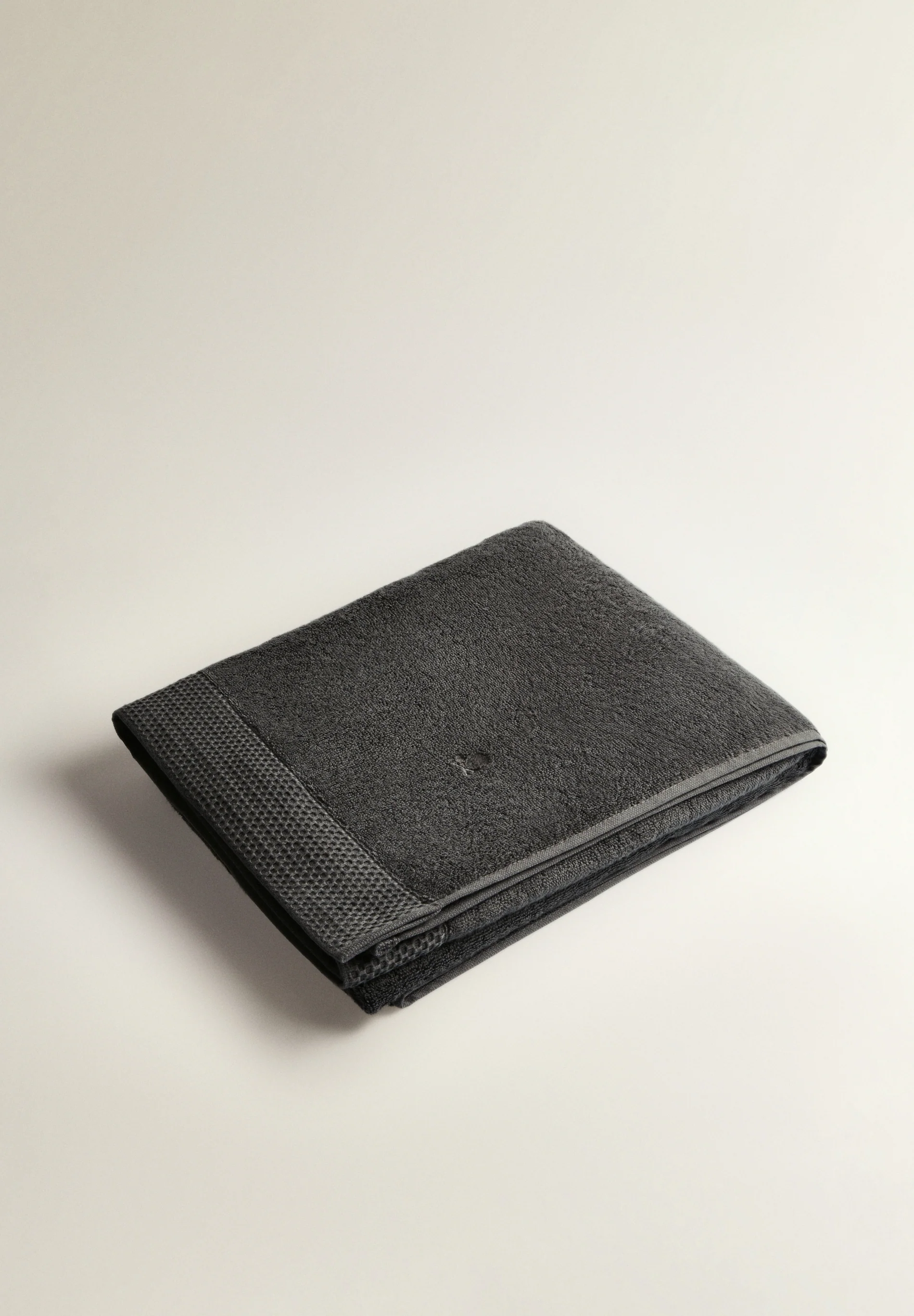 NIDUS TOWEL - Image 2
