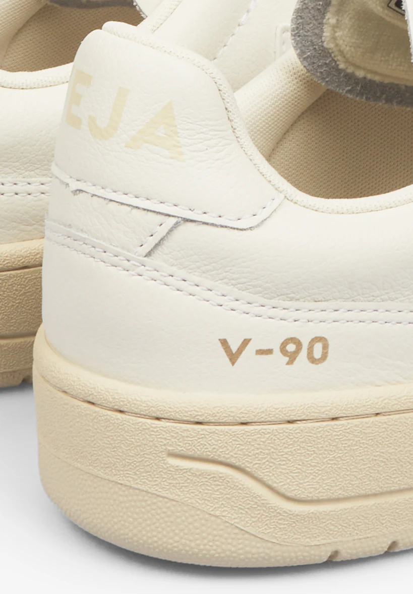 VEJA | SNEAKERS V-90 LEATHER UNISEX - Image 5