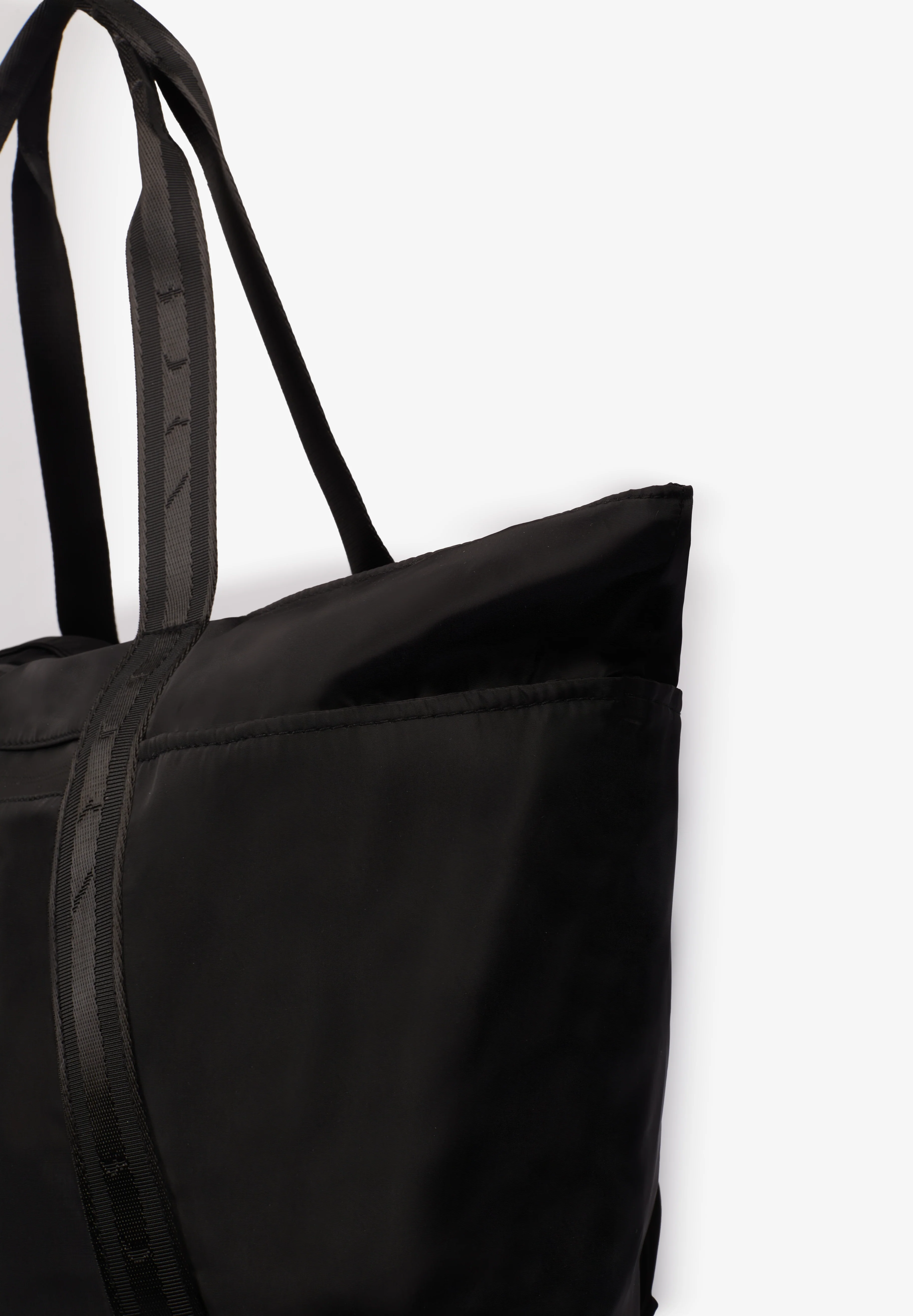 BORN LIVING YOGA | BOLSO AWAY - Image 4