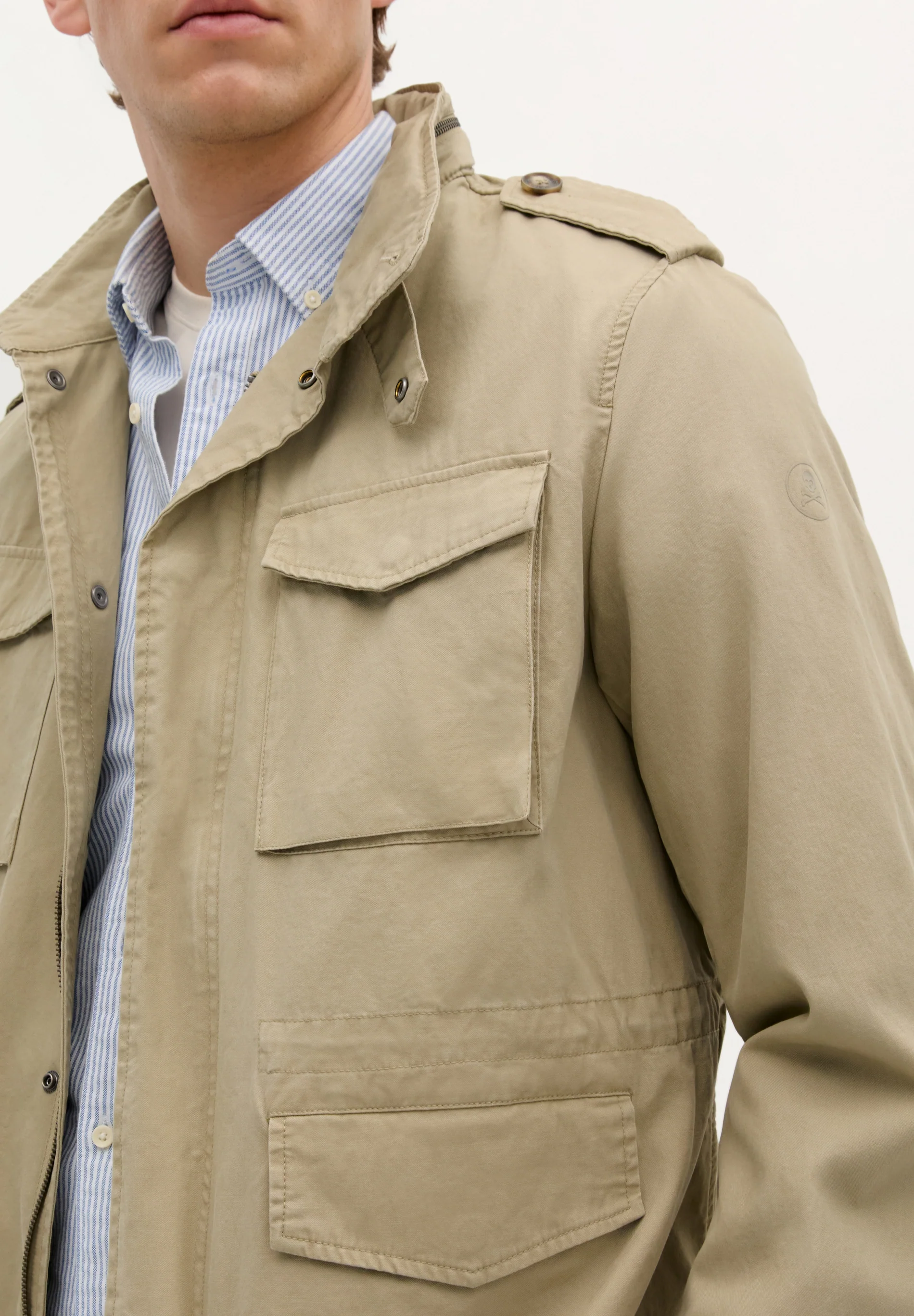 CHAQUETA MILITAR BOLSILLOS - Image 3