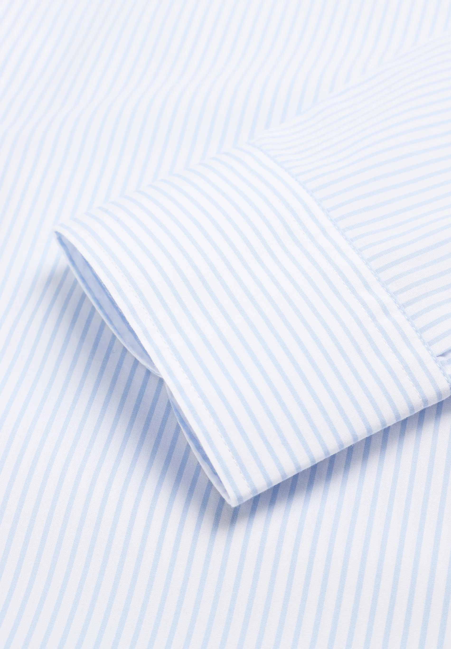 CAMISA CLÁSICA DE VESTIR - Image 4
