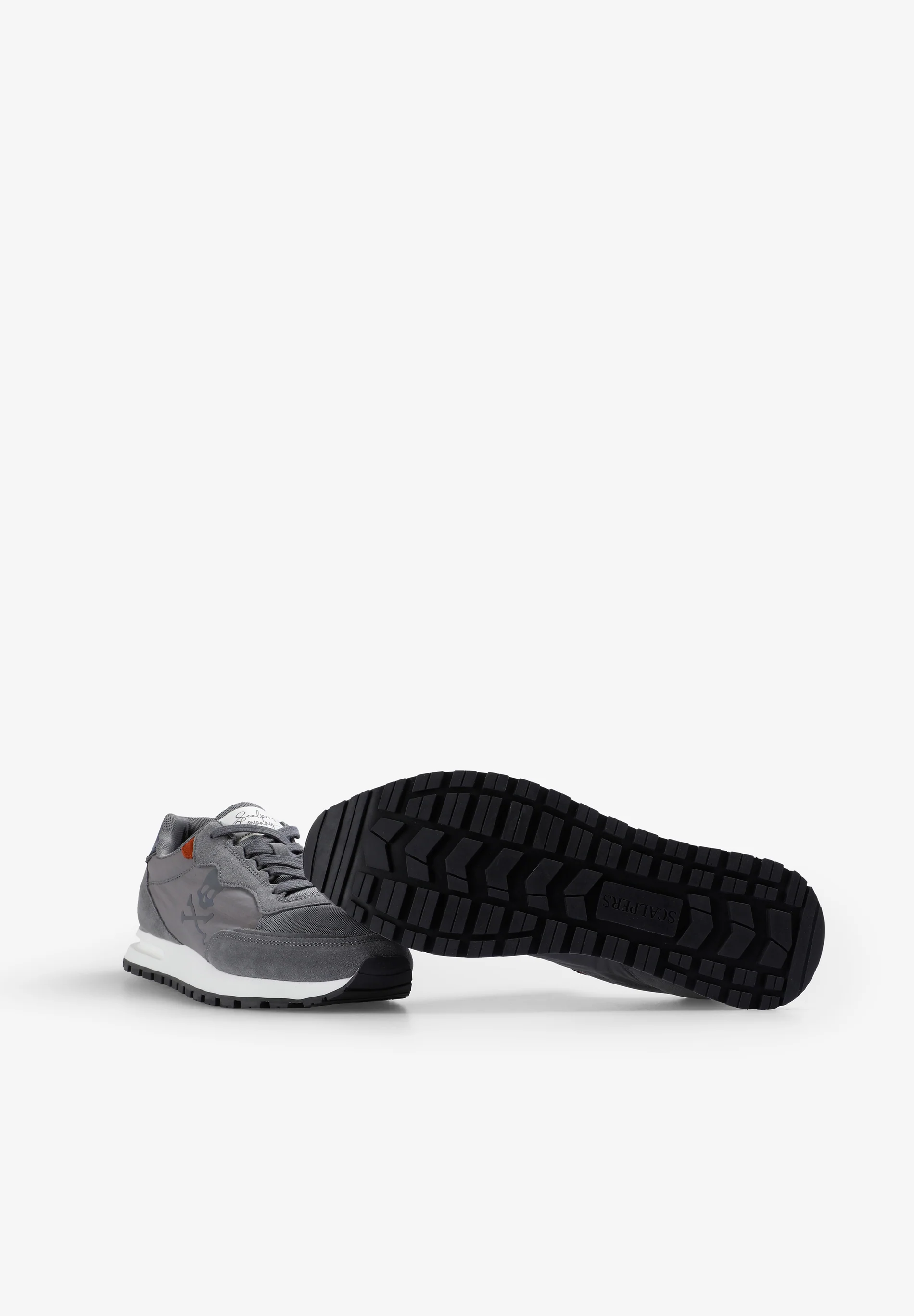 SNEAKERS LIGERAS CALAVERA CONTRASTE - Image 4