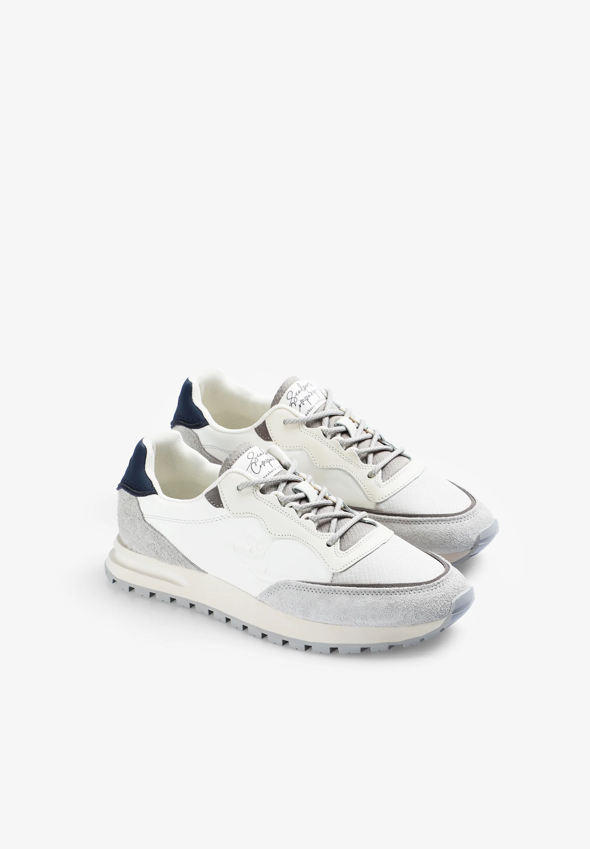 SNEAKERS LIGERAS CALAVERA CONTRASTE - Image 2