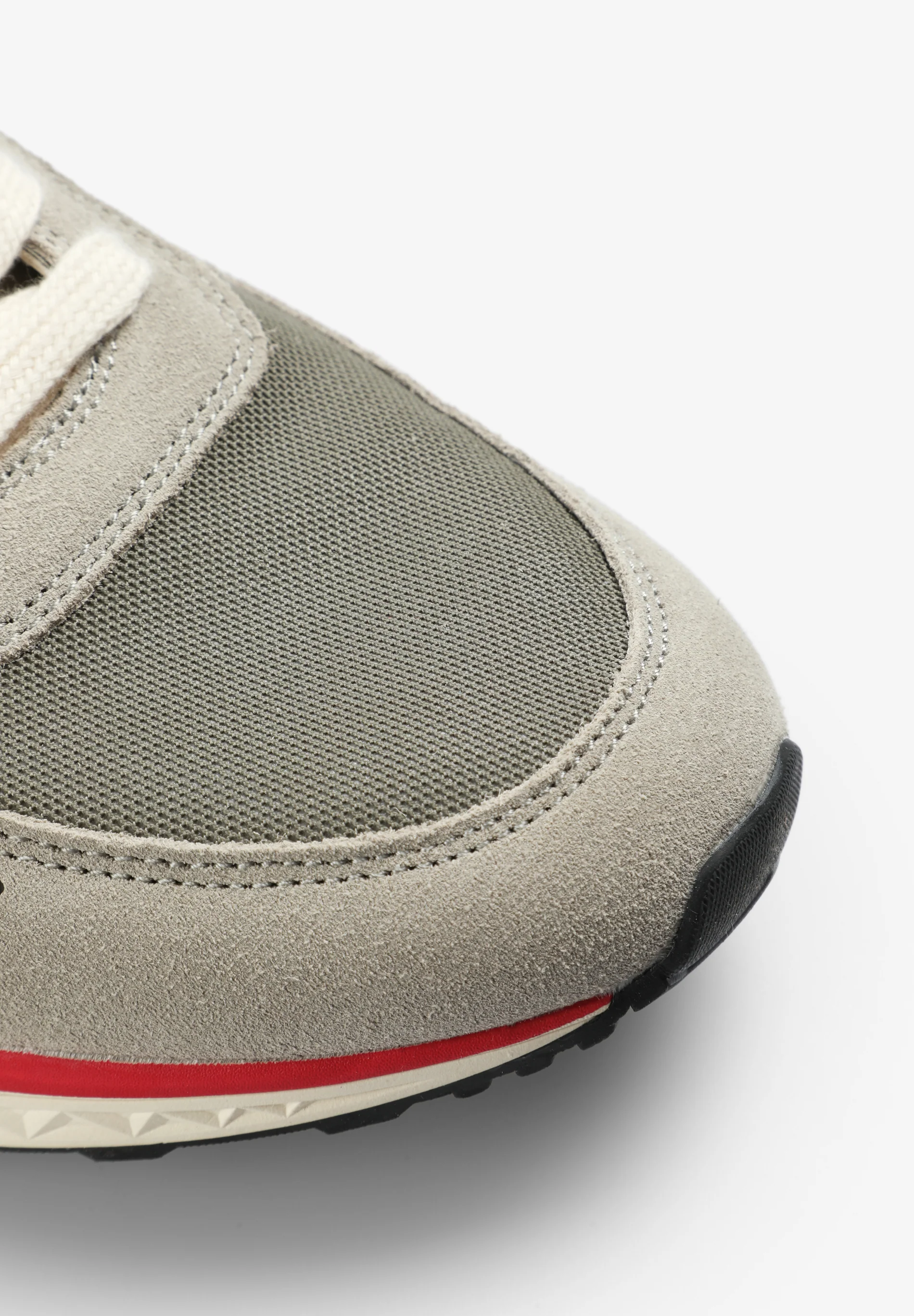 SNEAKERS CALAVERA DETALLE CONTRASTE - Image 5