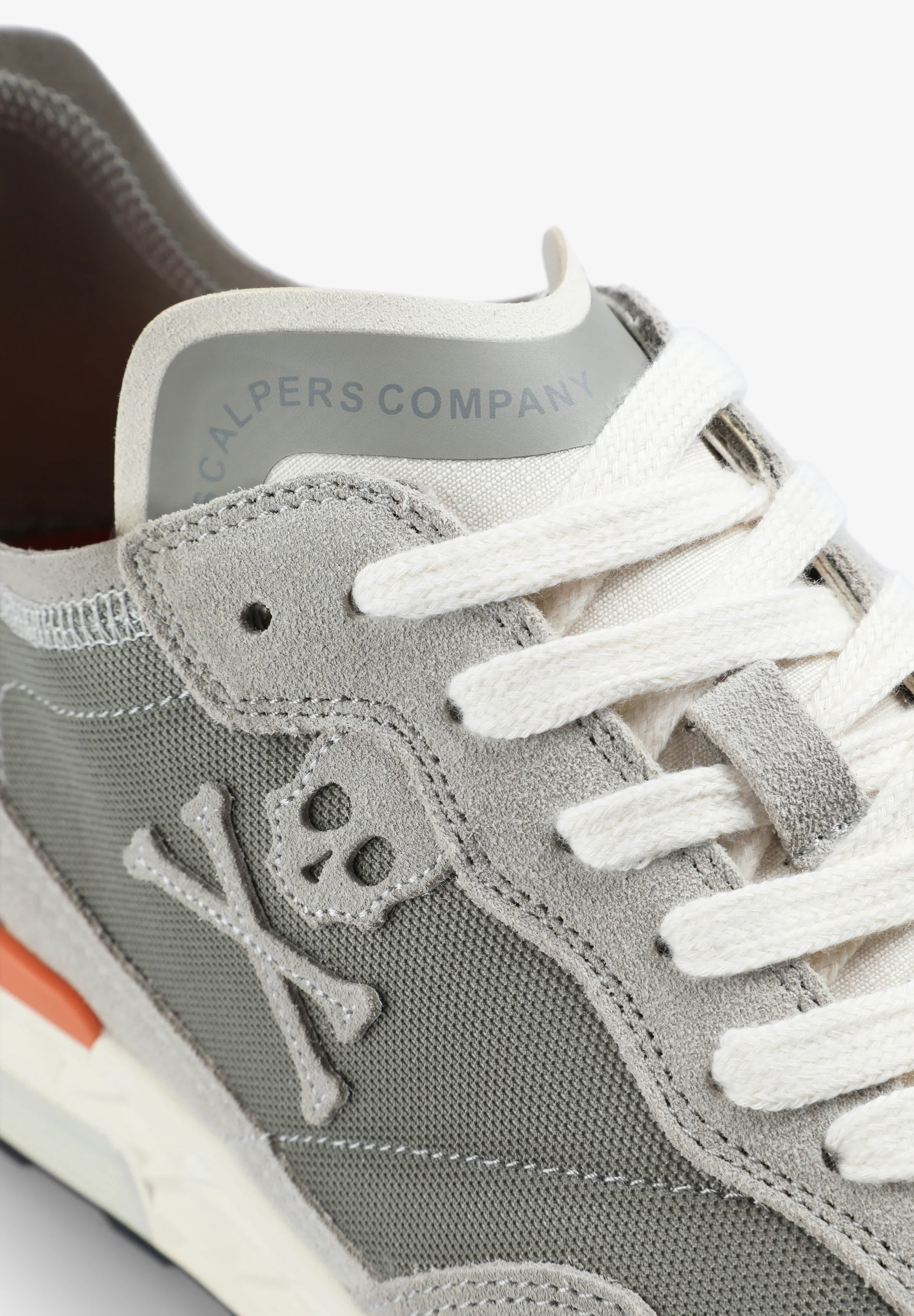 SNEAKERS CALAVERA DETALLE CONTRASTE - Image 7