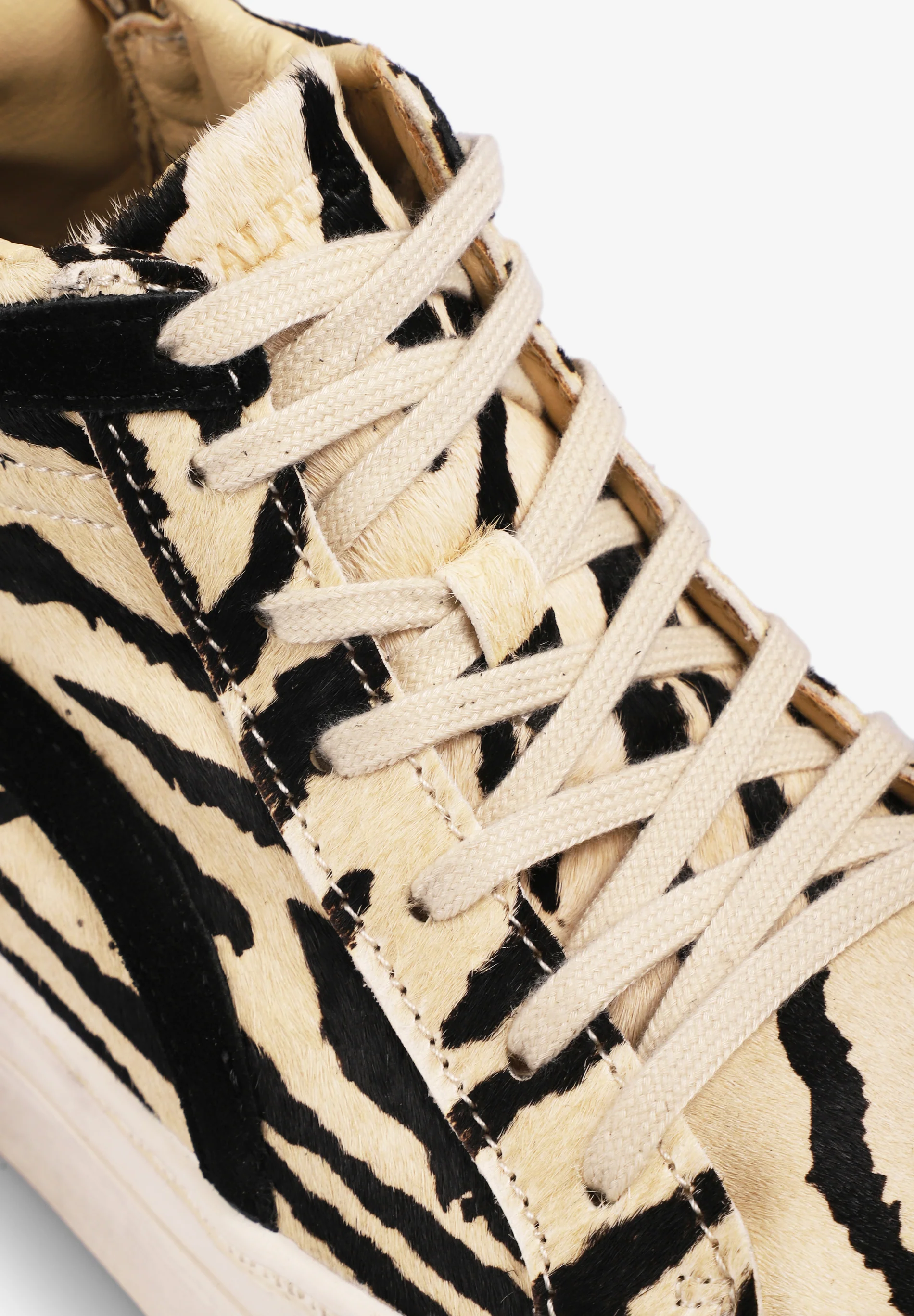 ZAPATILLAS ALTAS PIEL - Image 6
