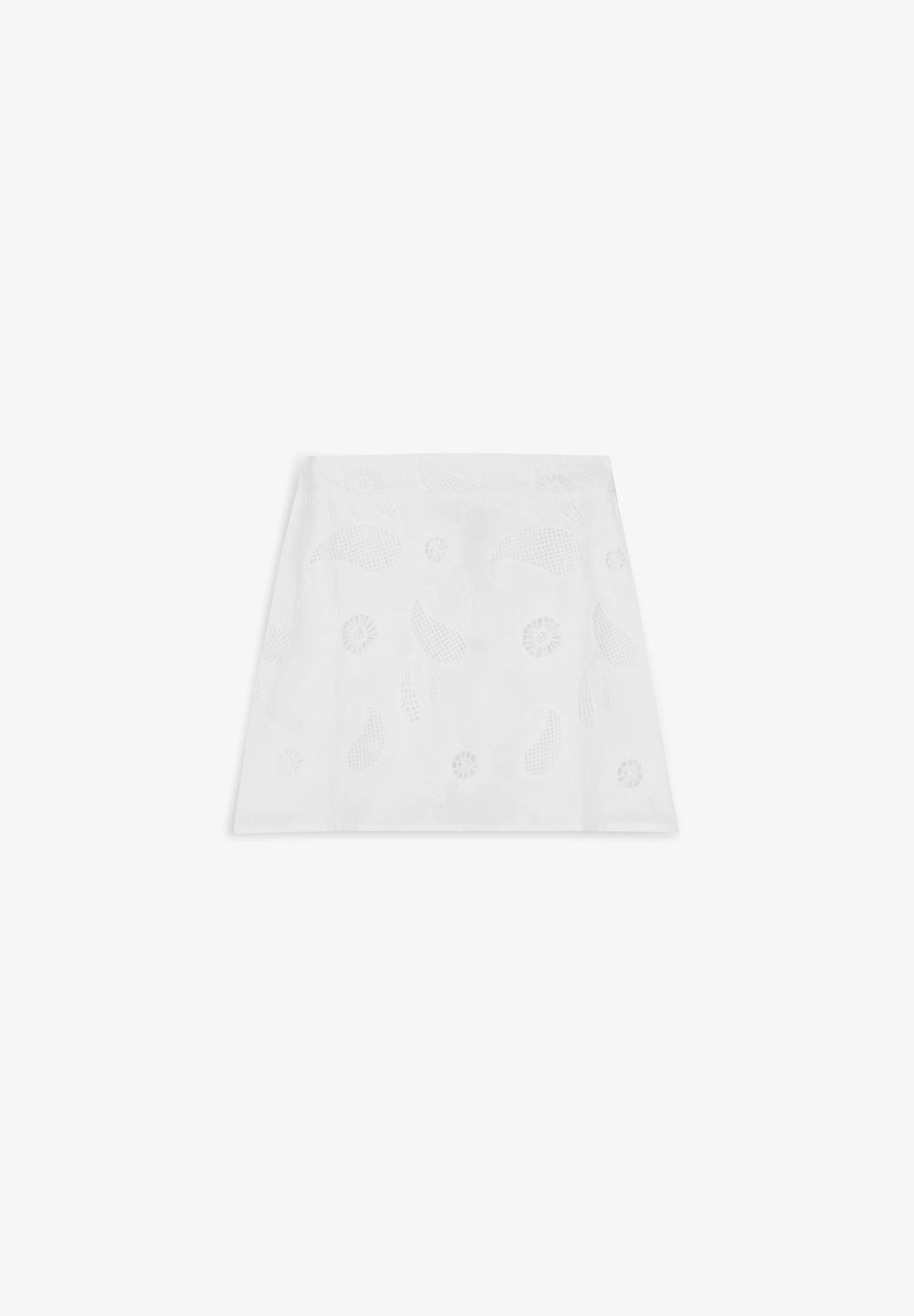 FALDA BORDADOS PERFORADA - Image 6