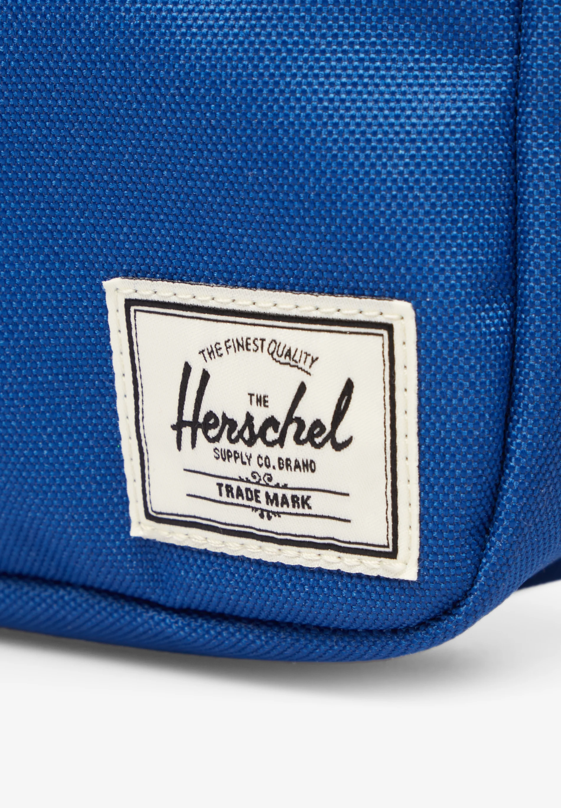 HERSCHEL | NECESER CHAPTER TRAVEL KIT - Image 2