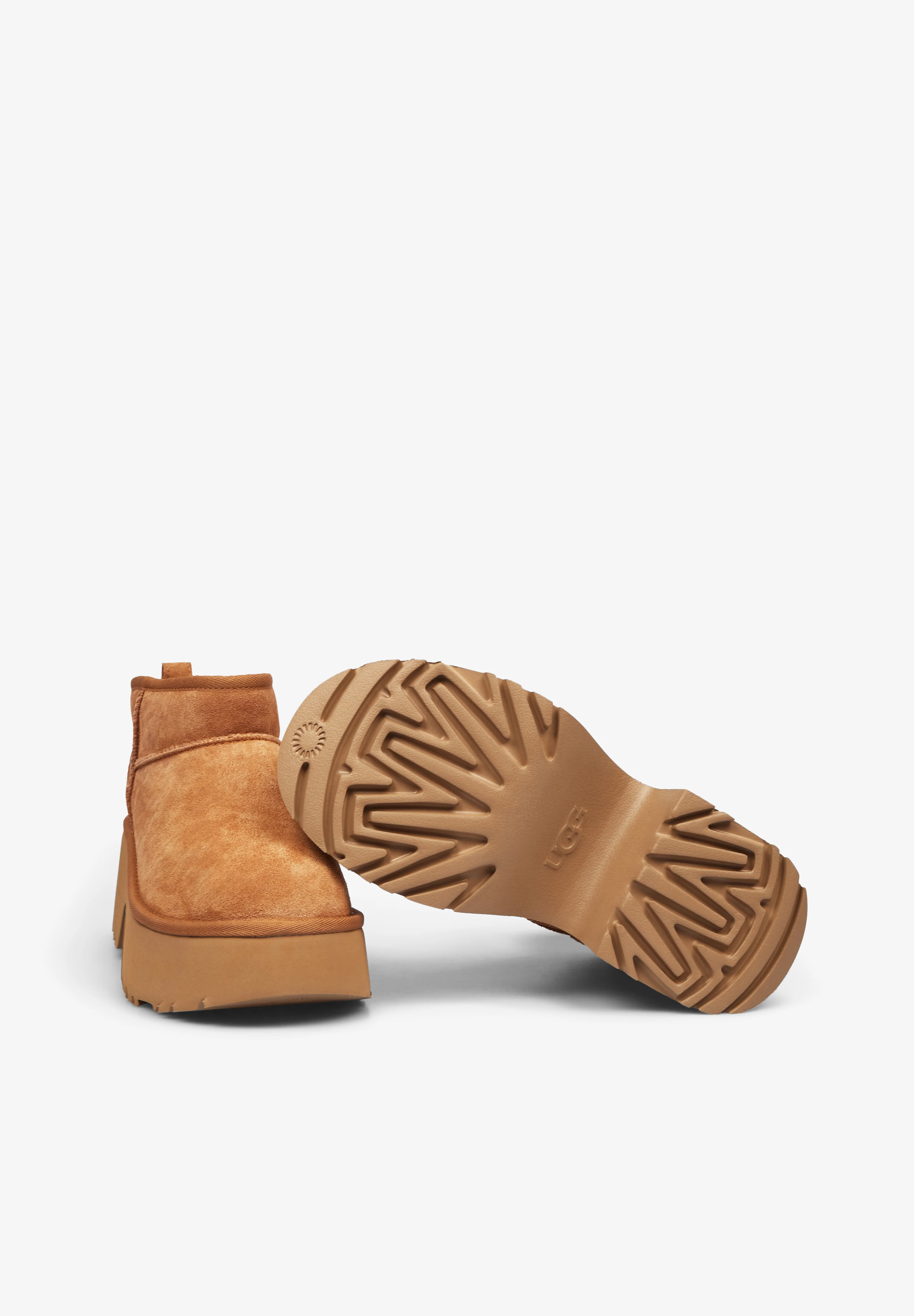UGG | W CLASSIC ULTRA MINI NEW HEIGHTS - Image 6