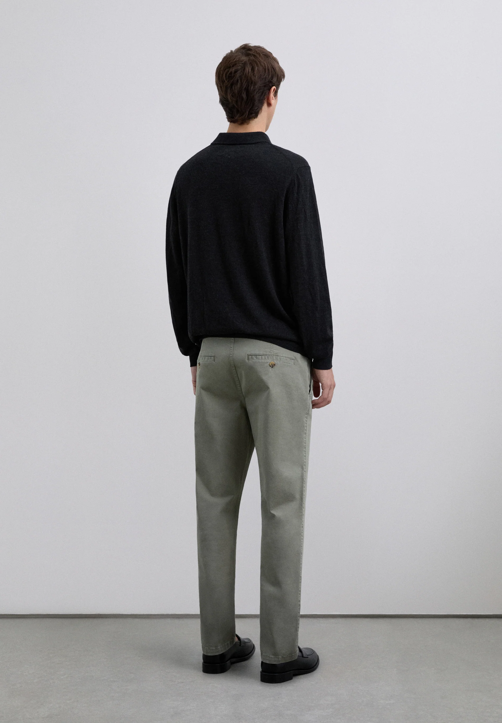 PANTALÓN CHINO CASUAL - Image 4