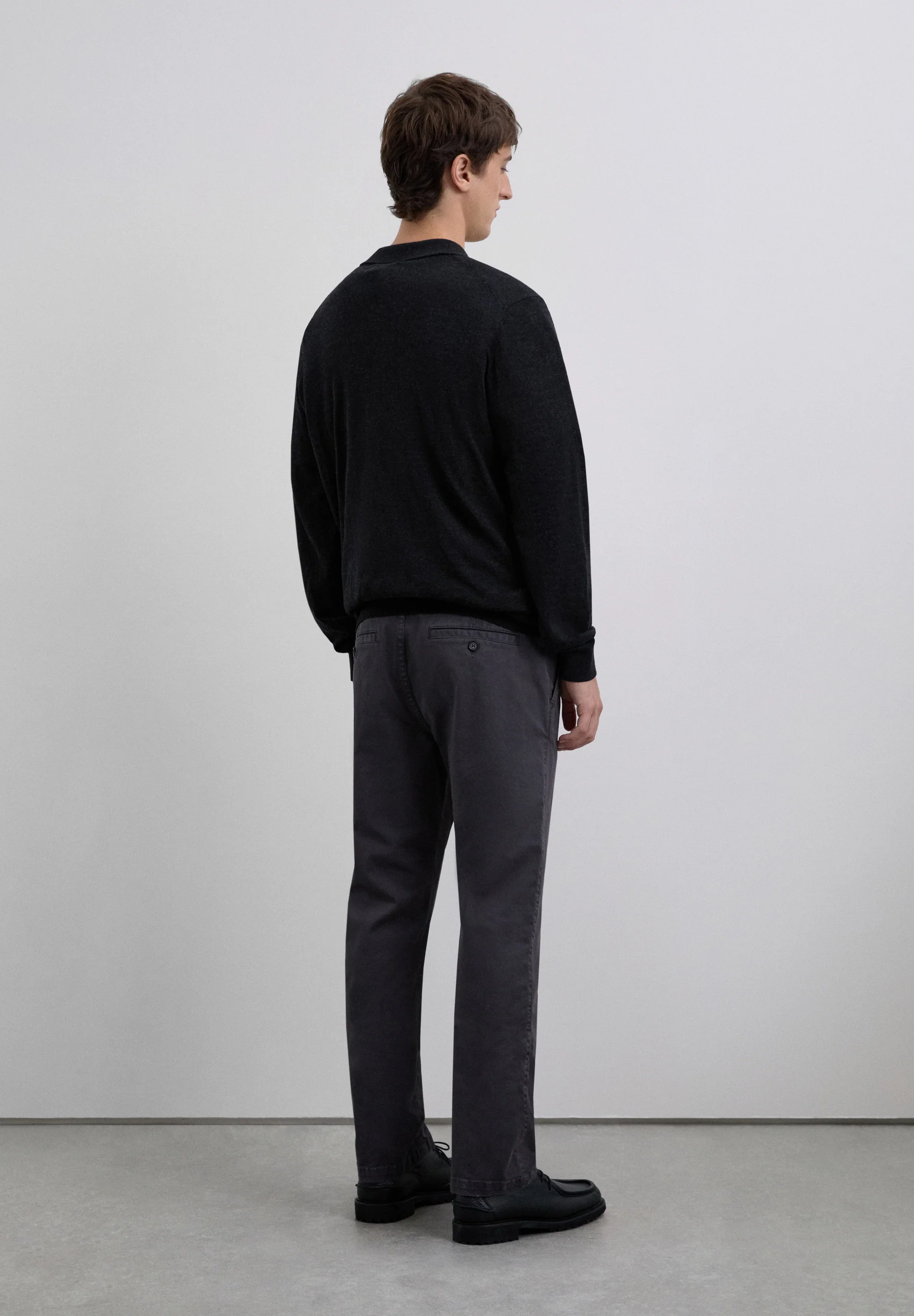 PANTALÓN CHINO CASUAL - Image 4