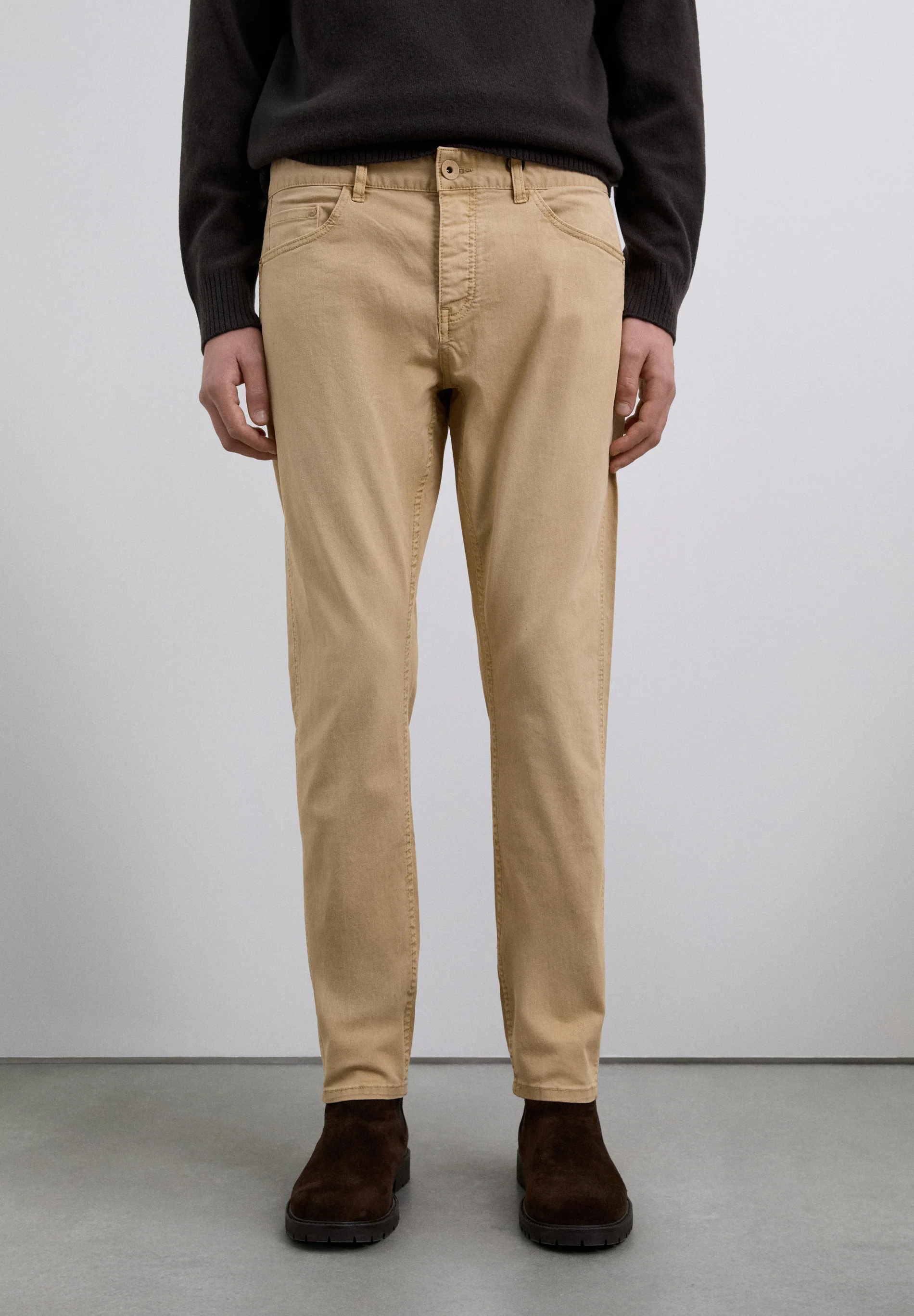 PANTALÓN CHINO ALGODÓN - Image 2