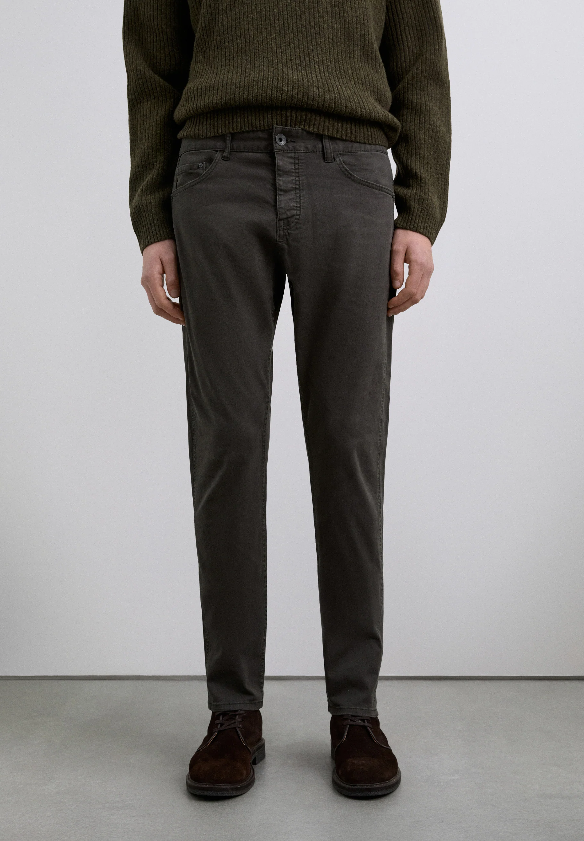 PANTALÓN CHINO ALGODÓN - Image 2