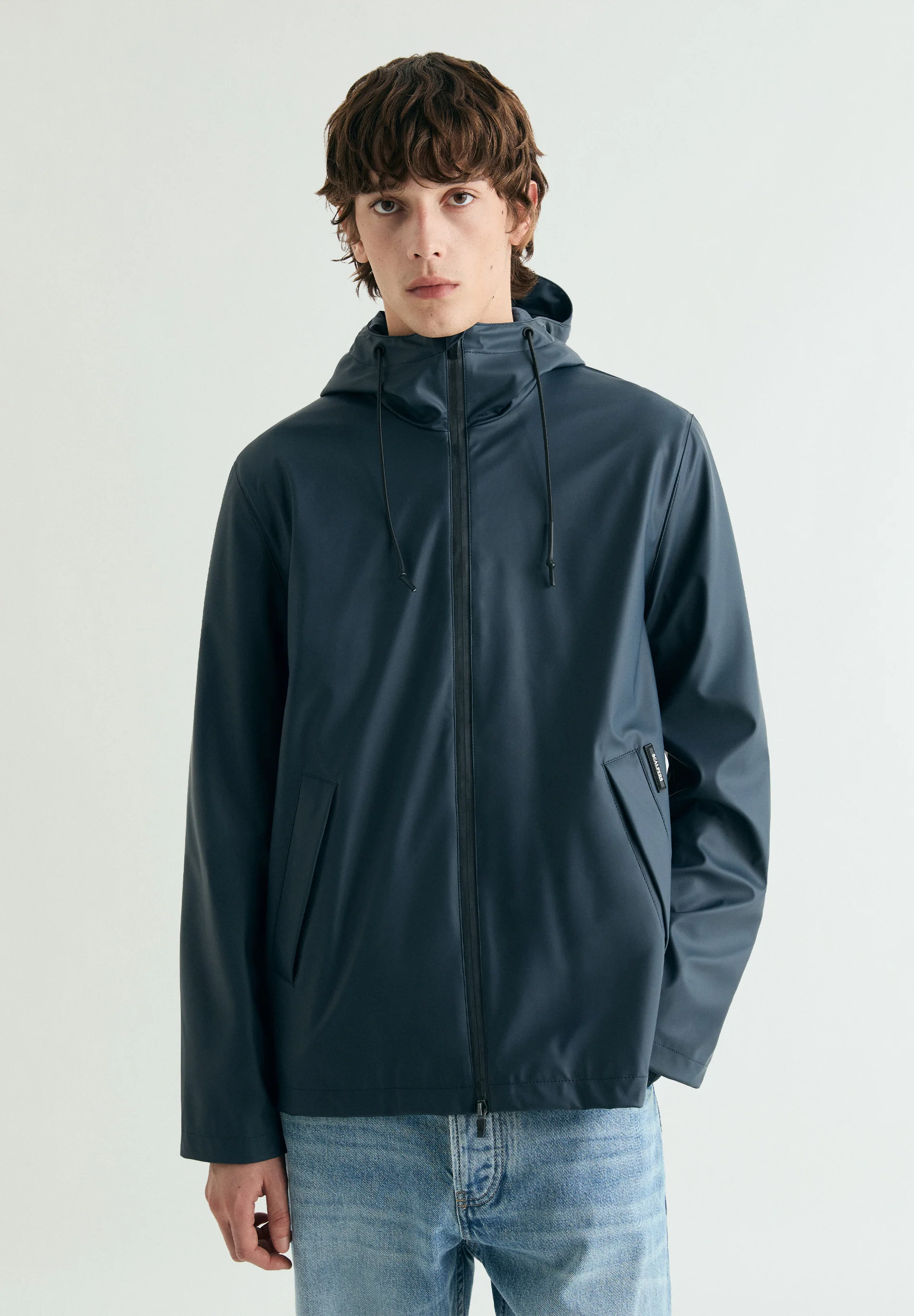 PARKA IMPERMEABLE CON CAPUCHA - Image 4