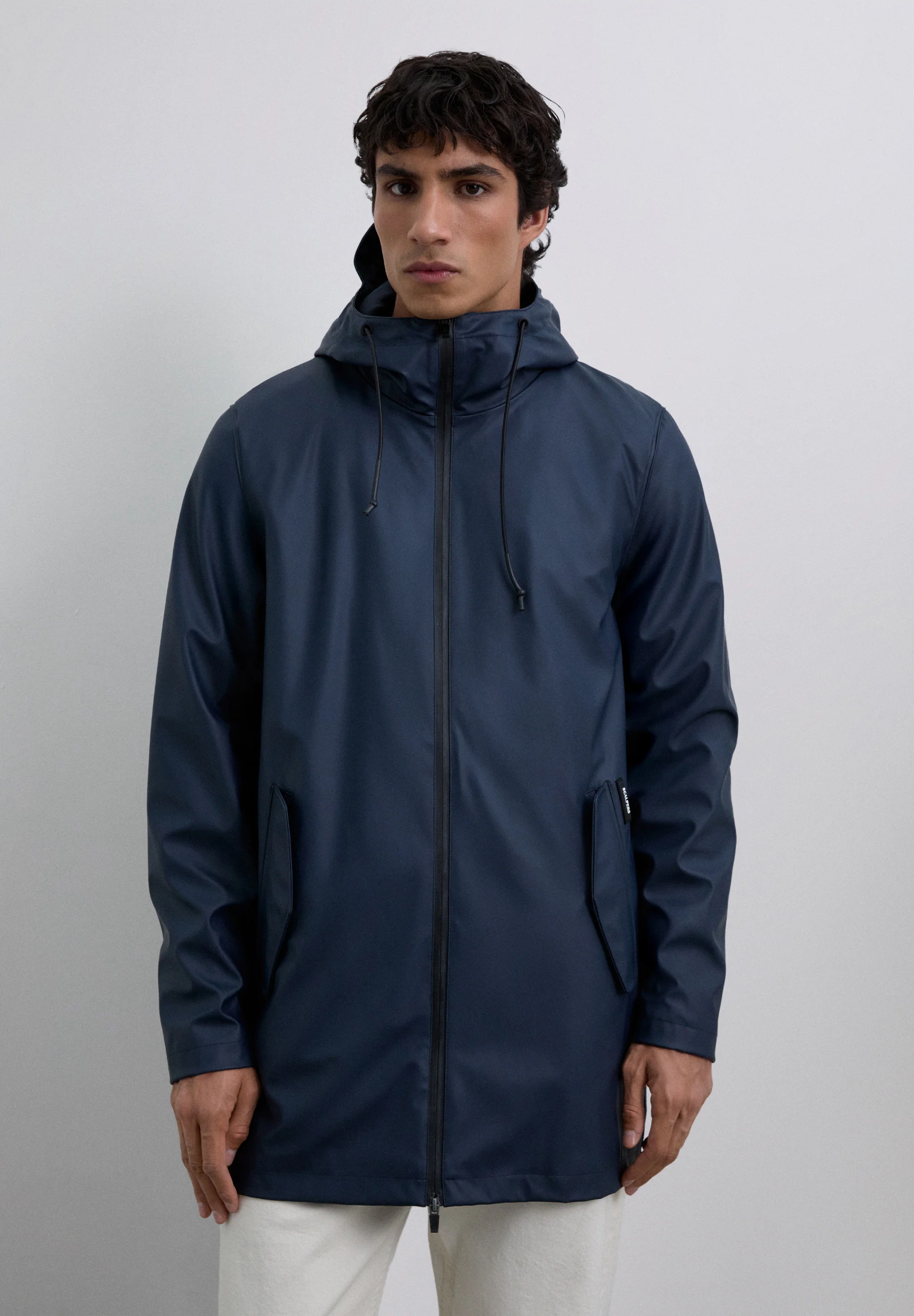 CHAQUETA IMPERMEABLE LOGO - Image 4