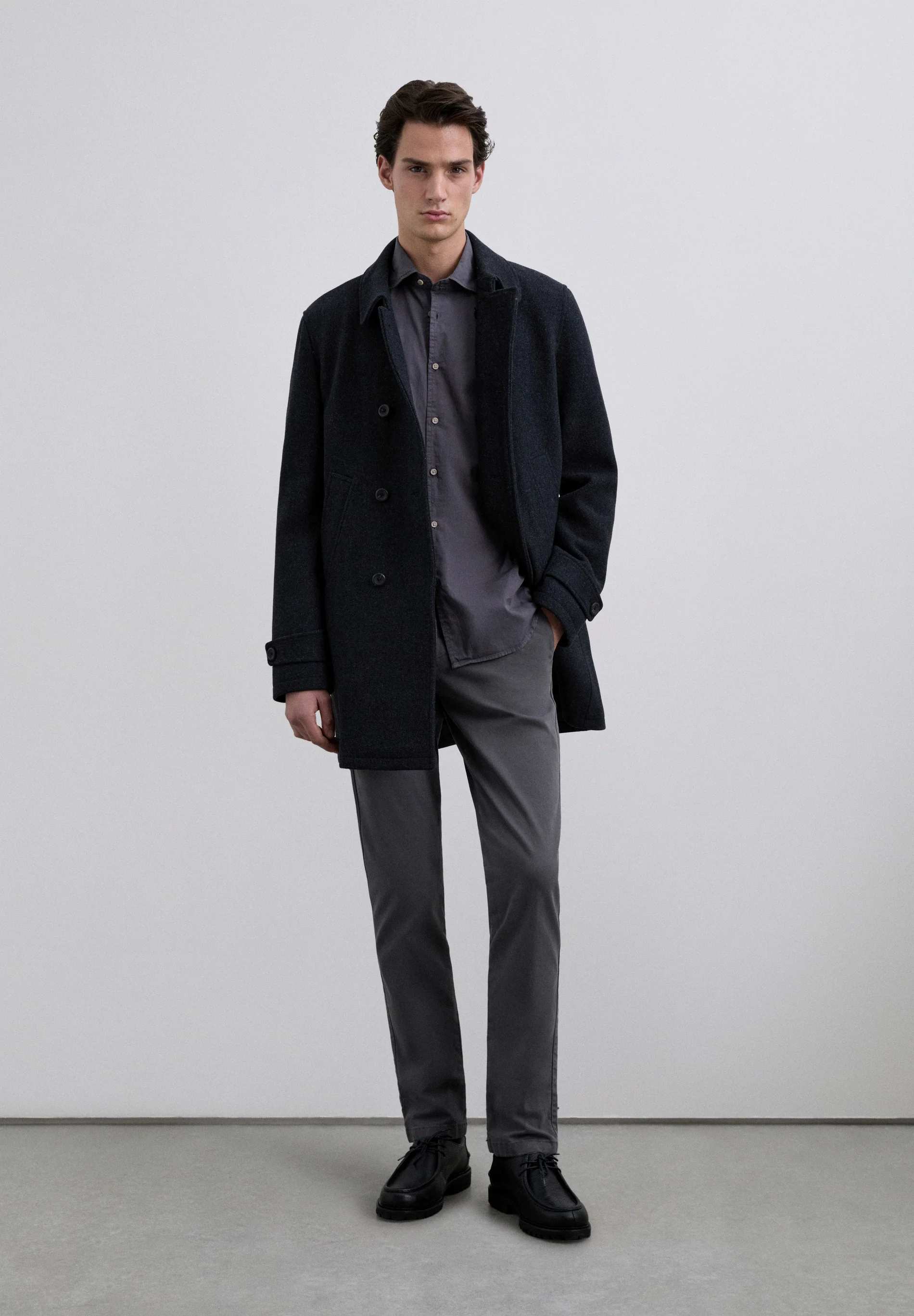 CAMISA REGULAR FIT BORDADA - Image 2