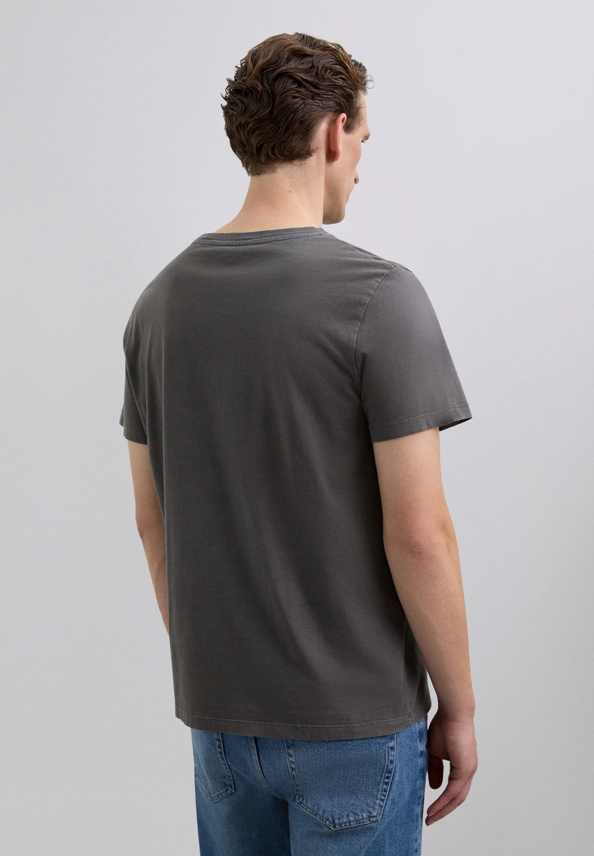CAMISETA CALAVERA BORDADA TONO - Image 3