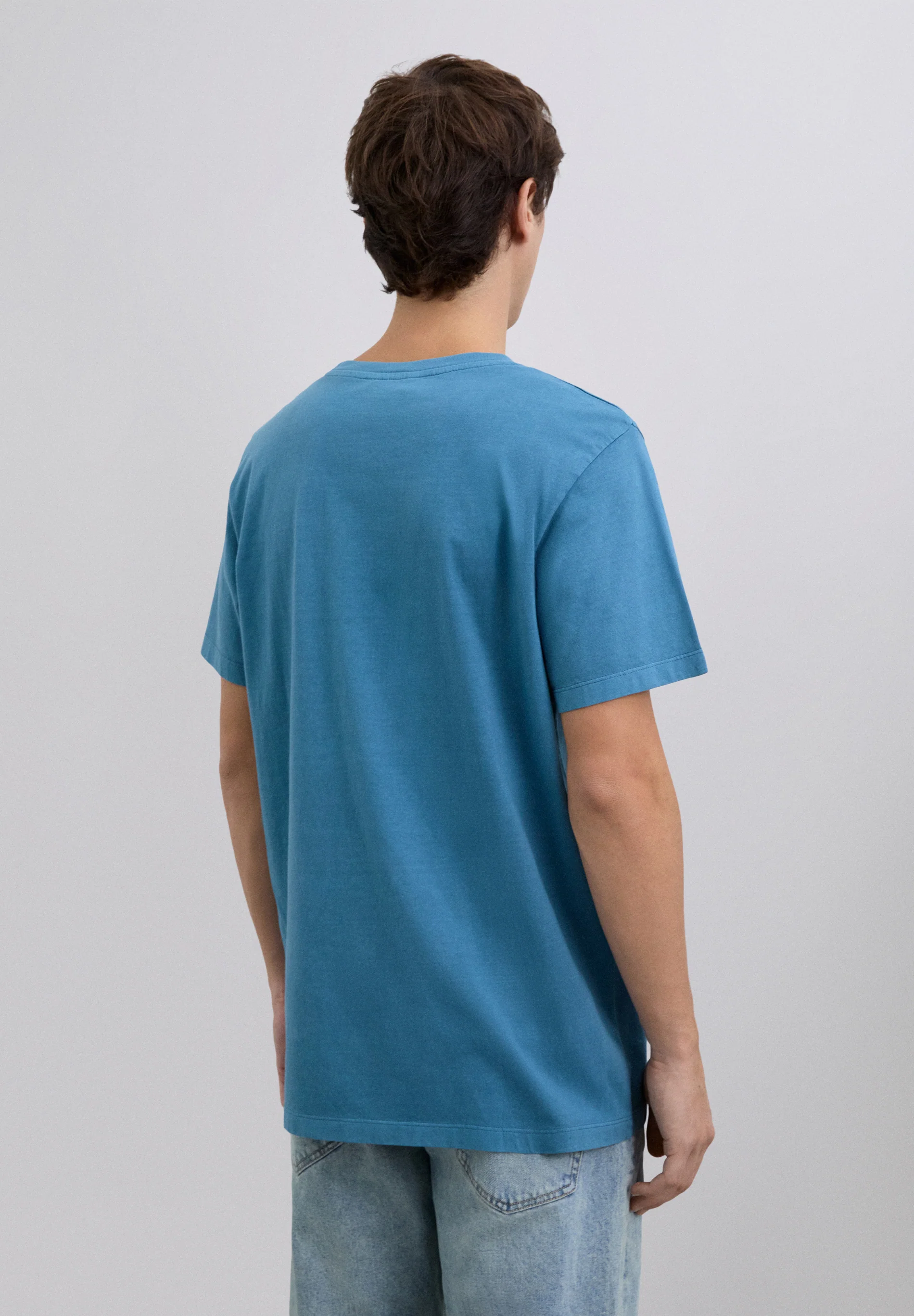 CAMISETA CALAVERA BORDADA TONO - Image 4