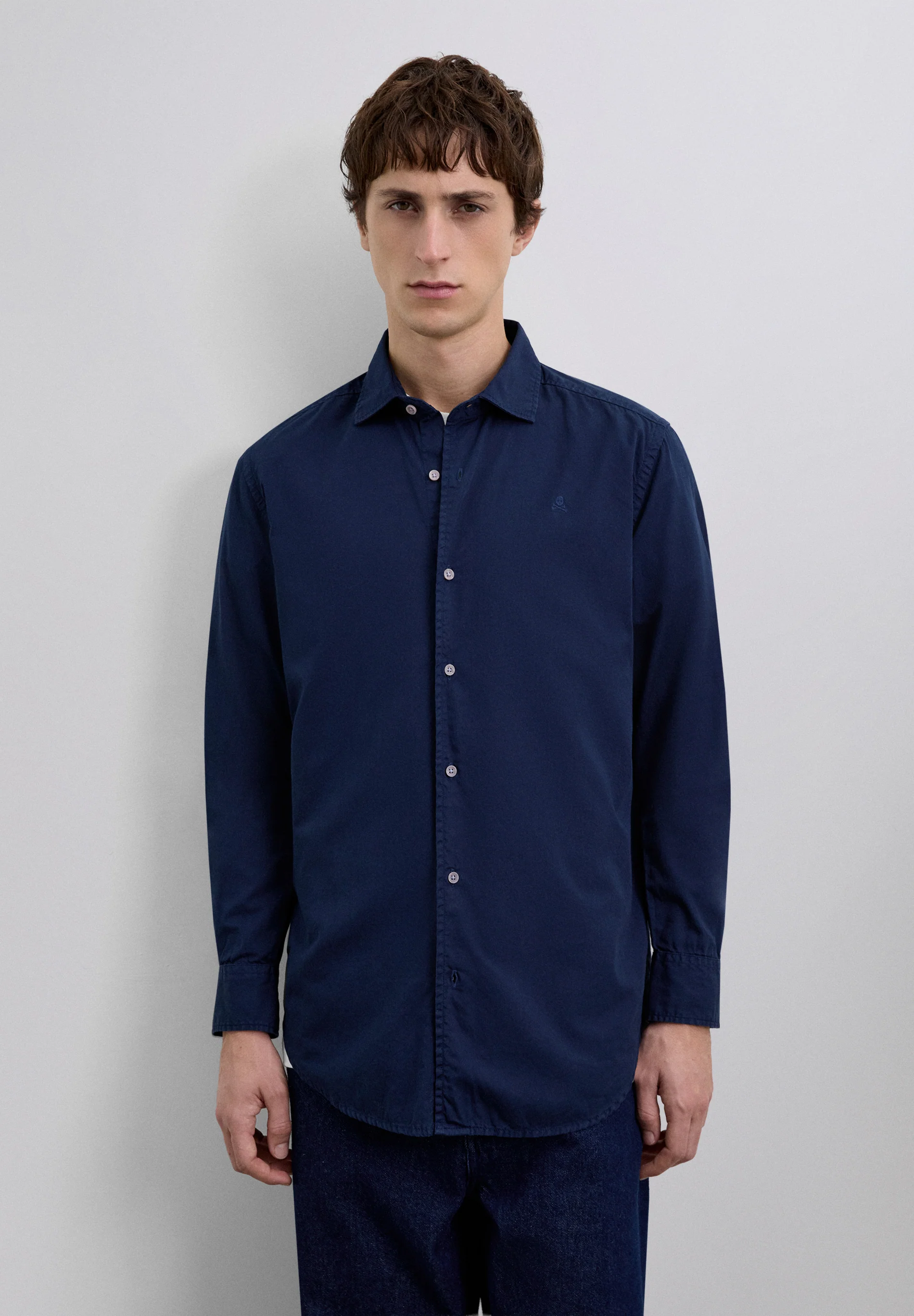 CAMISA CALAVERA BORDADA