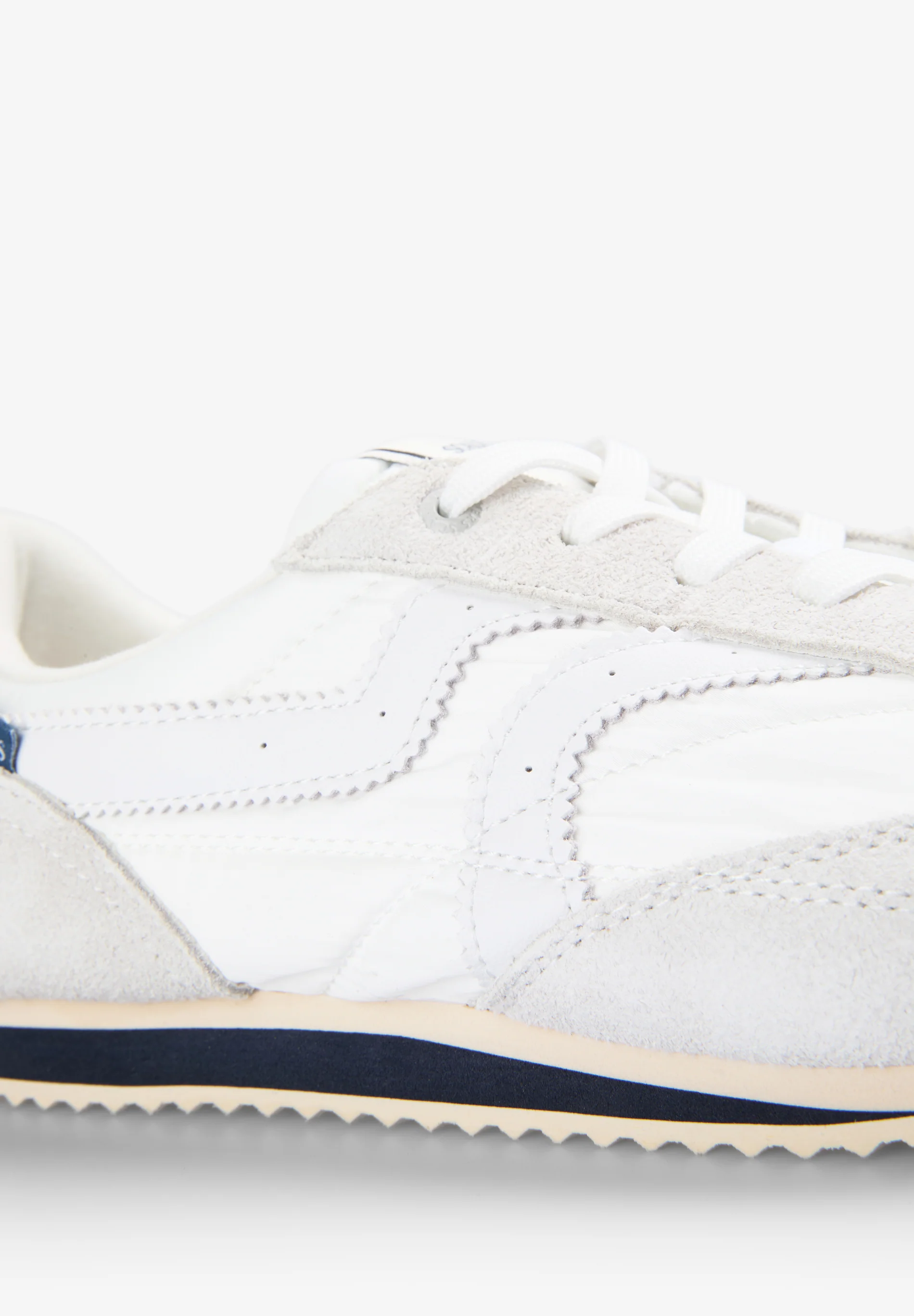 SNEAKERS ESTILO RETRO - Image 6