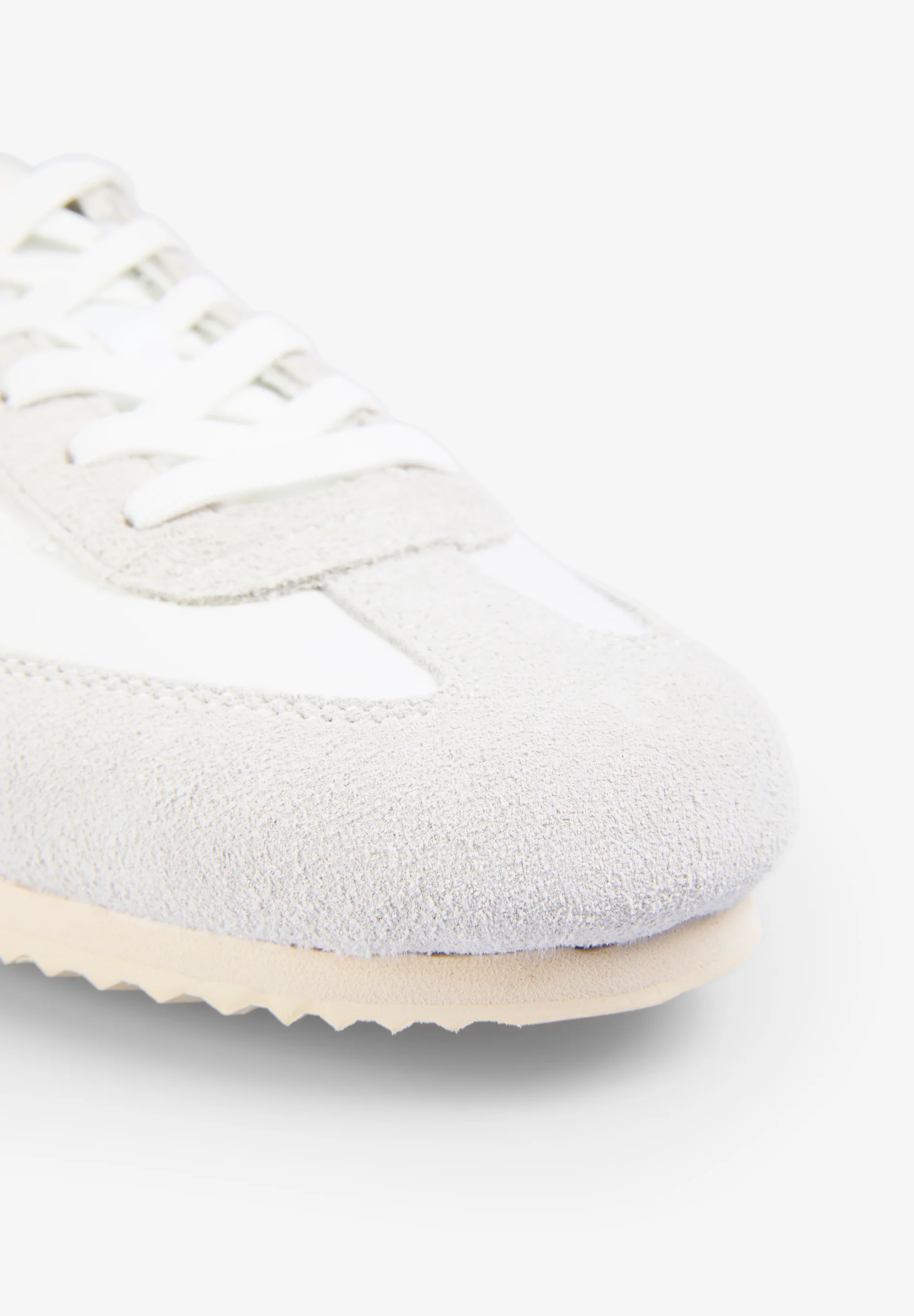 SNEAKERS ESTILO RETRO - Image 7