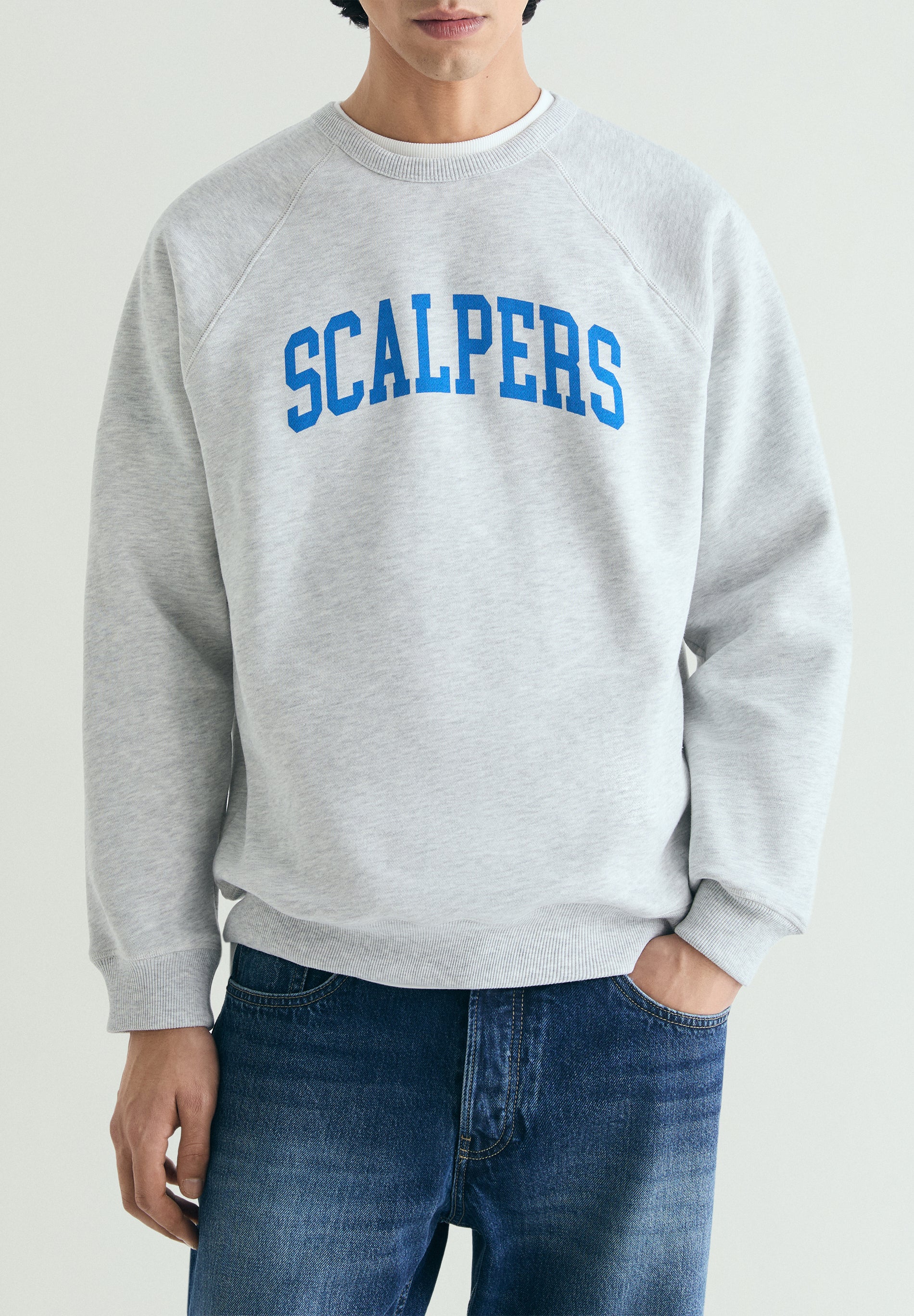 SUDADERA ESTAMPADA VARSITY - Image 3