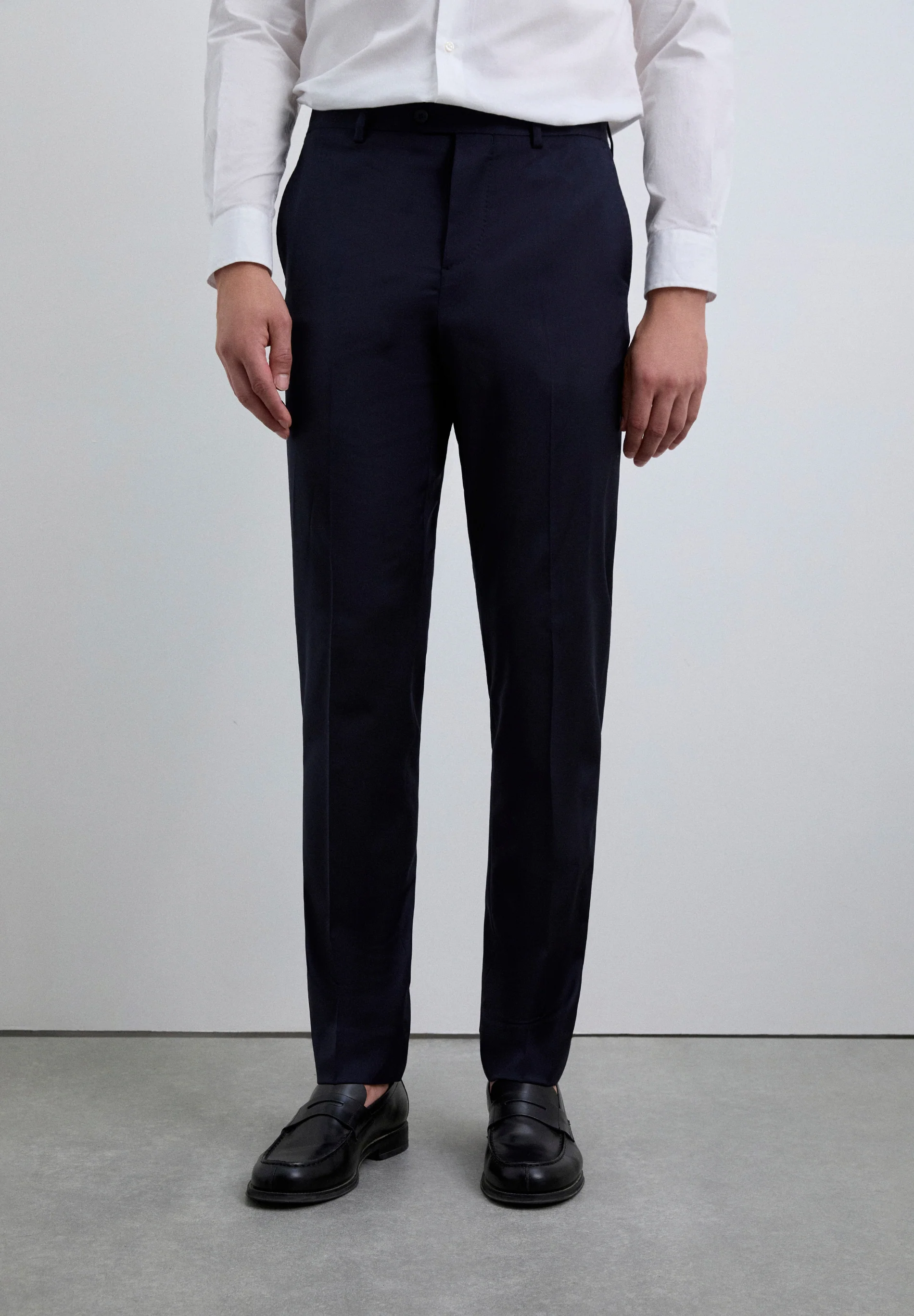 PANTALÓN VESTIR PINZAS - Image 2
