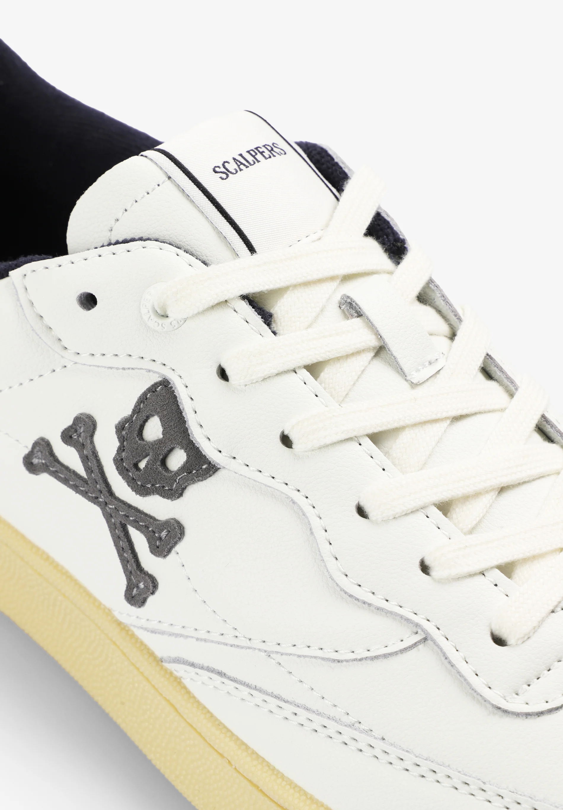 SNEAKERS CALAVERA PIEL - Image 6