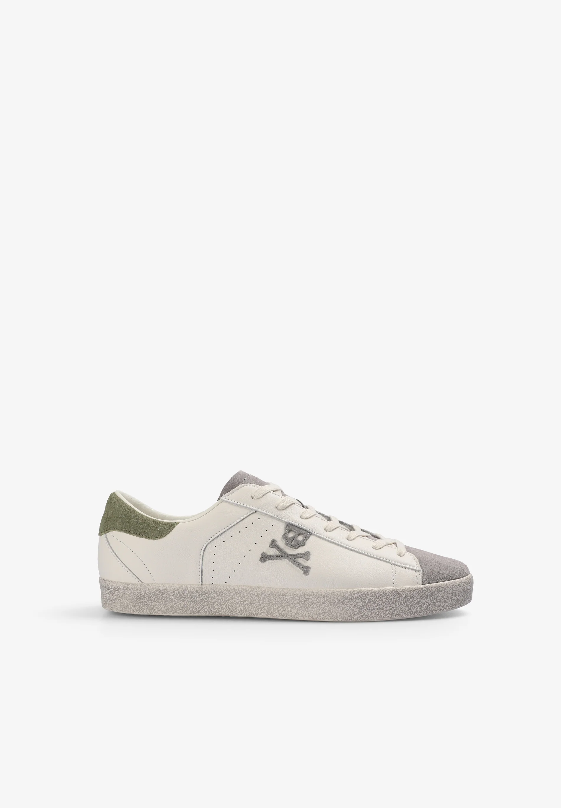 SNEAKERS CALAVERA PIEL