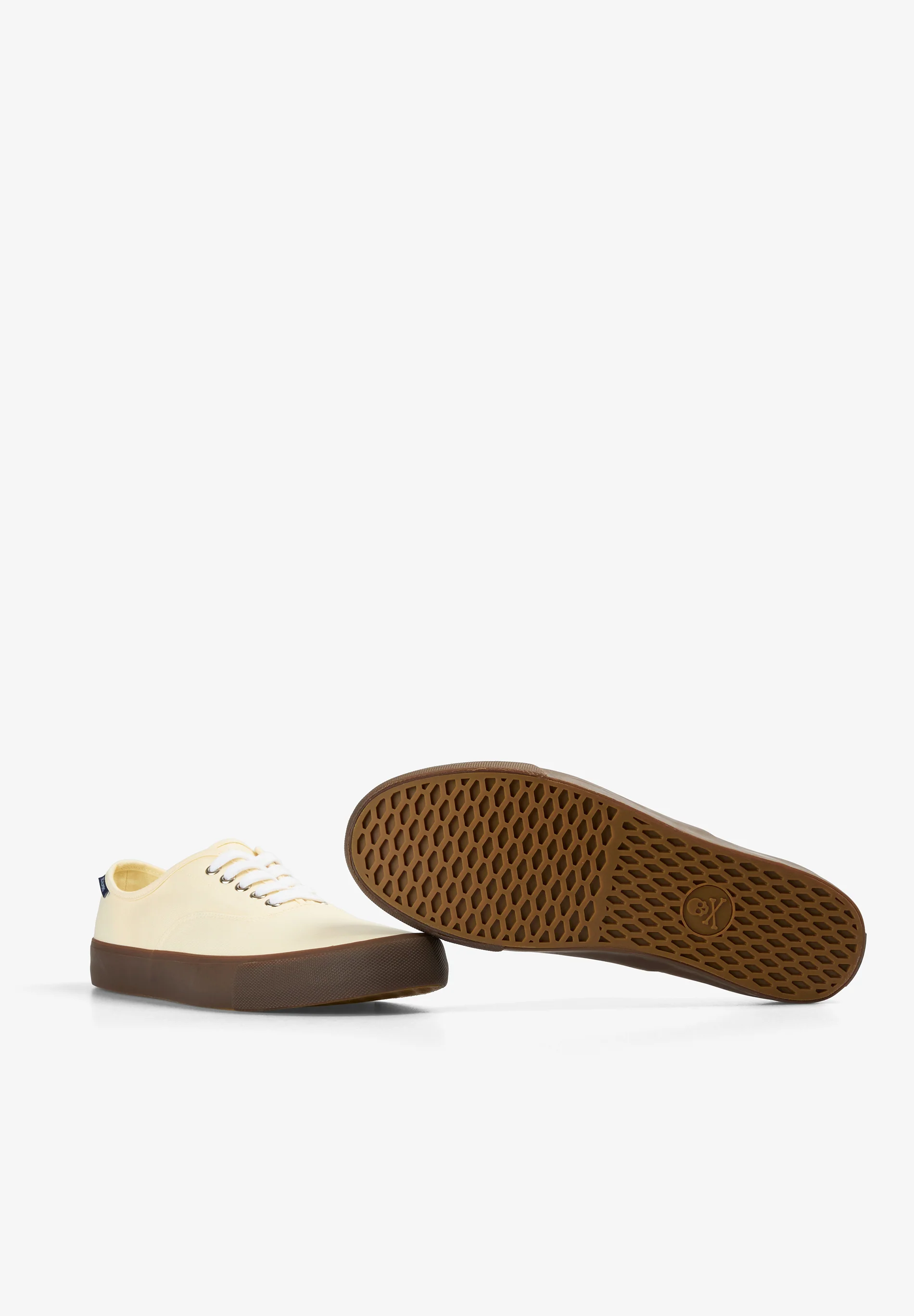 ZAPATILLA CANVAS LOW CUT - Image 5