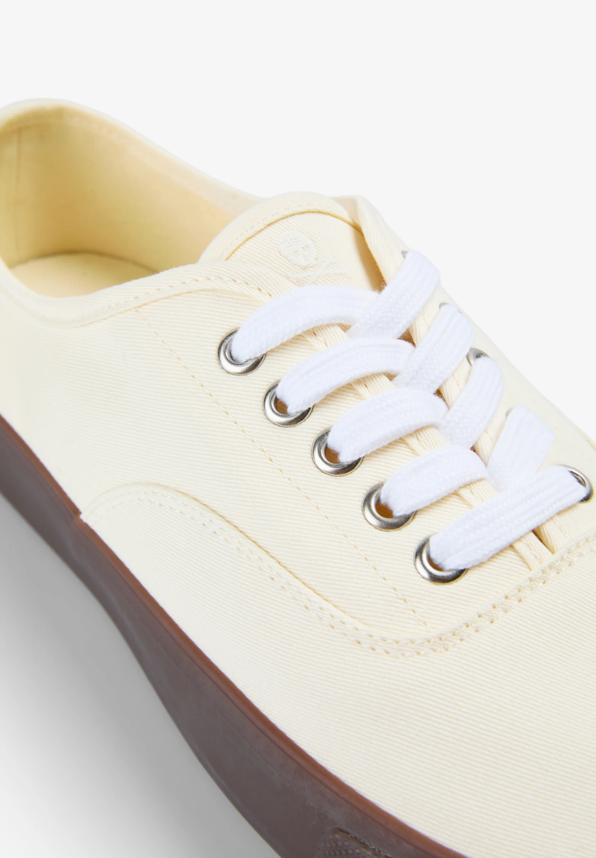 ZAPATILLA CANVAS LOW CUT - Image 7
