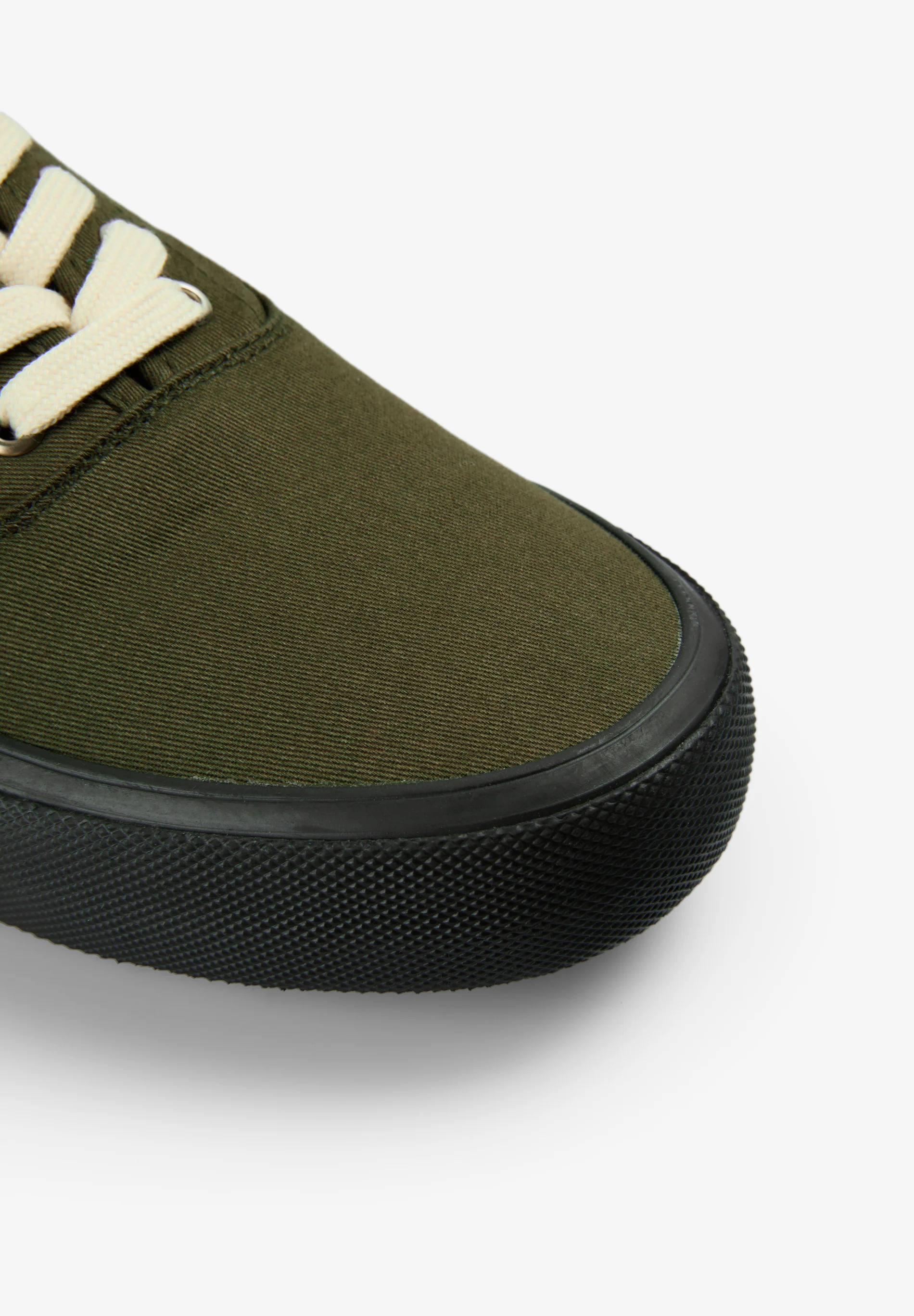 ZAPATILLA CANVAS LOW CUT - Image 5