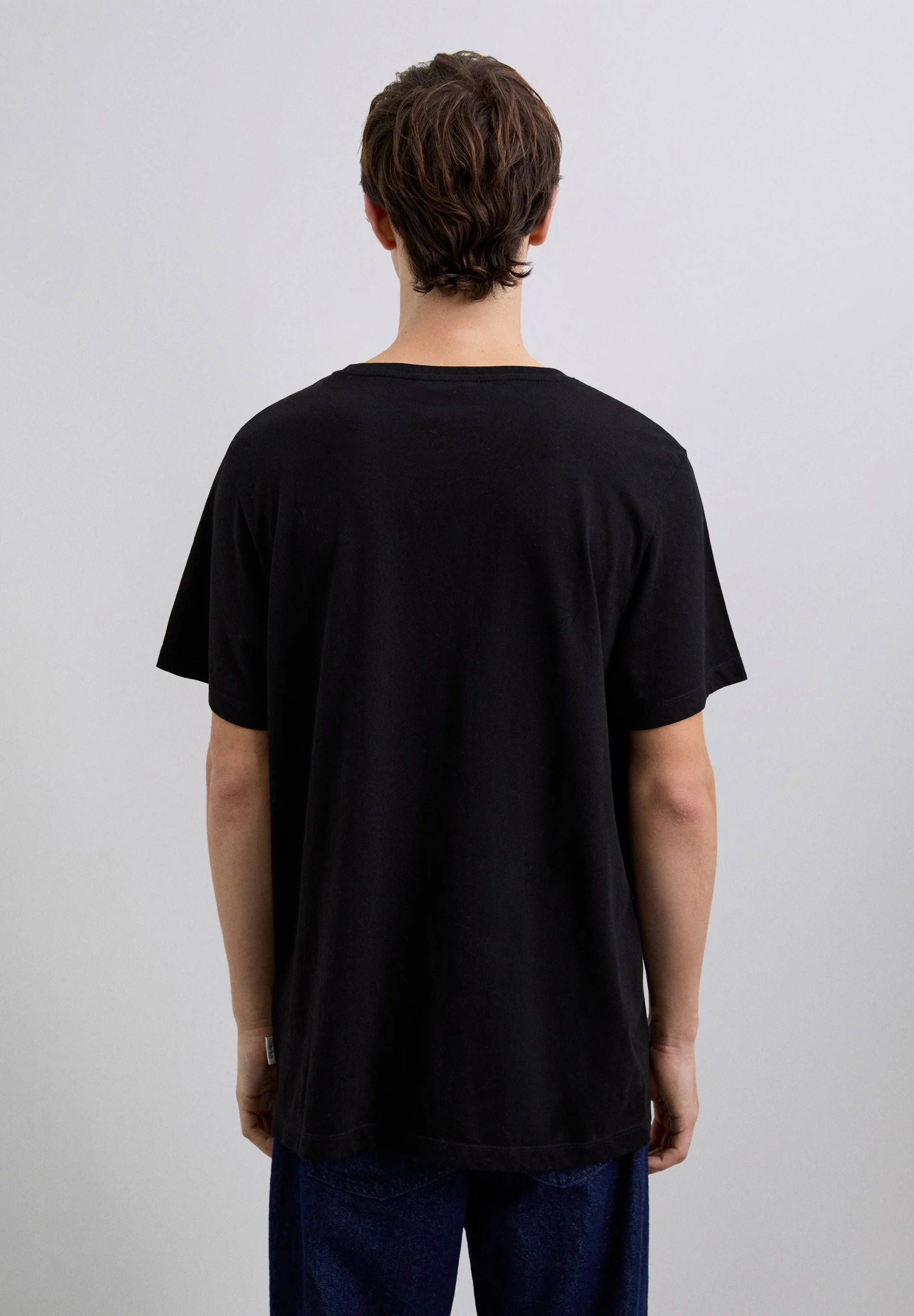 CAMISETA CALAVERA BORDADA TONO - Image 4