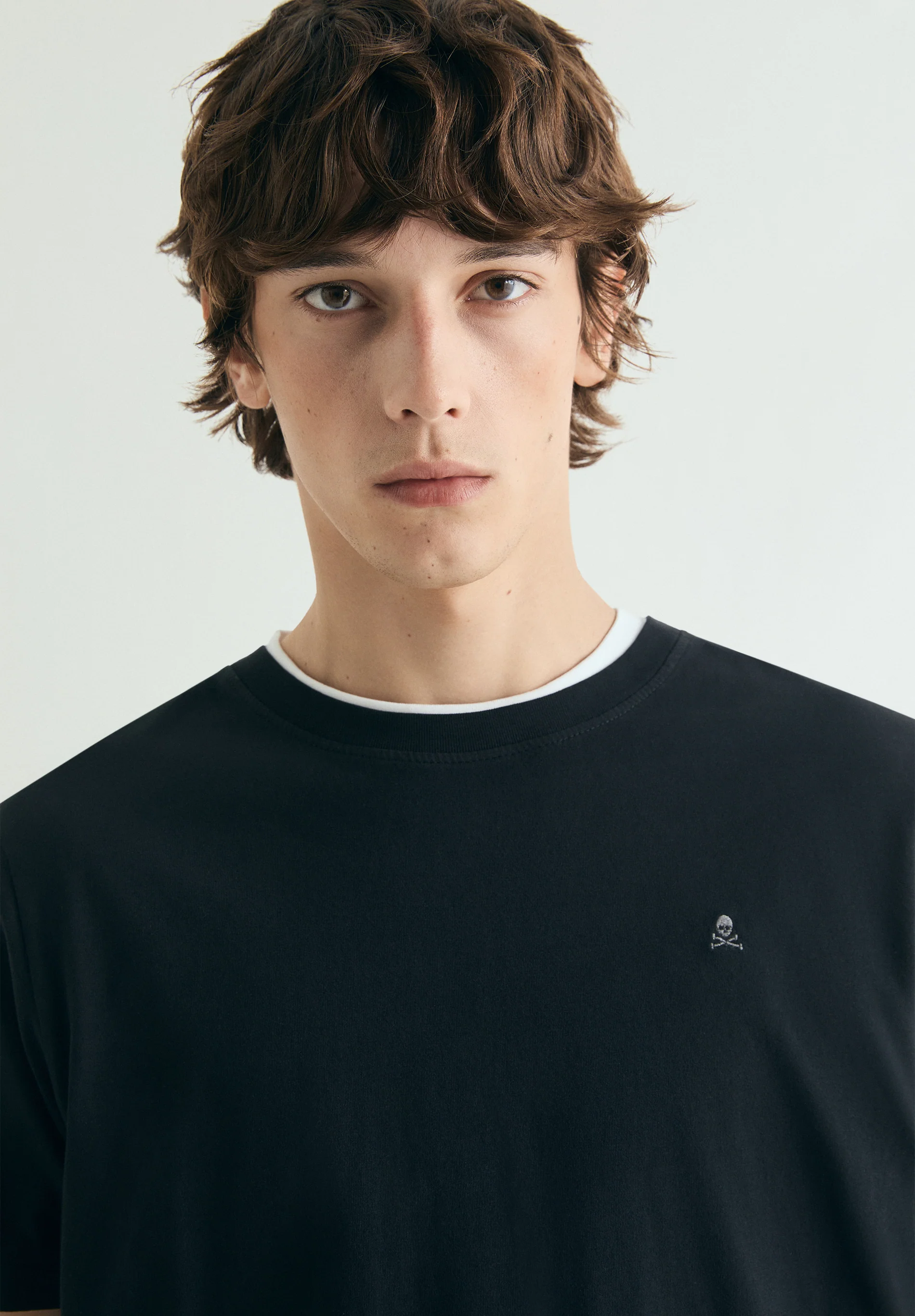 CAMISETA BORDADA EFECTO WASHED - Image 3