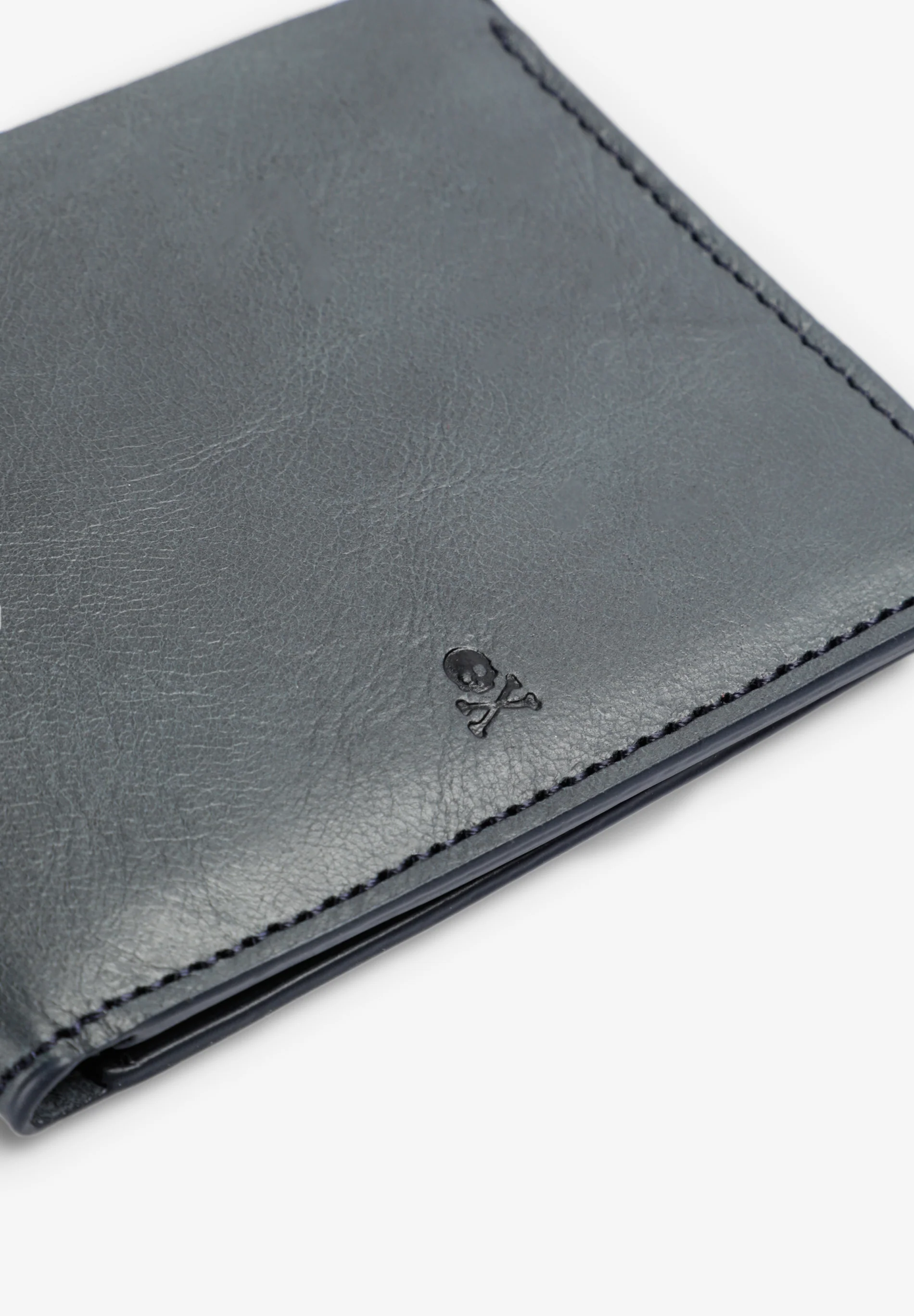 CARTERA PIEL LOGO CALAVERA - Image 5