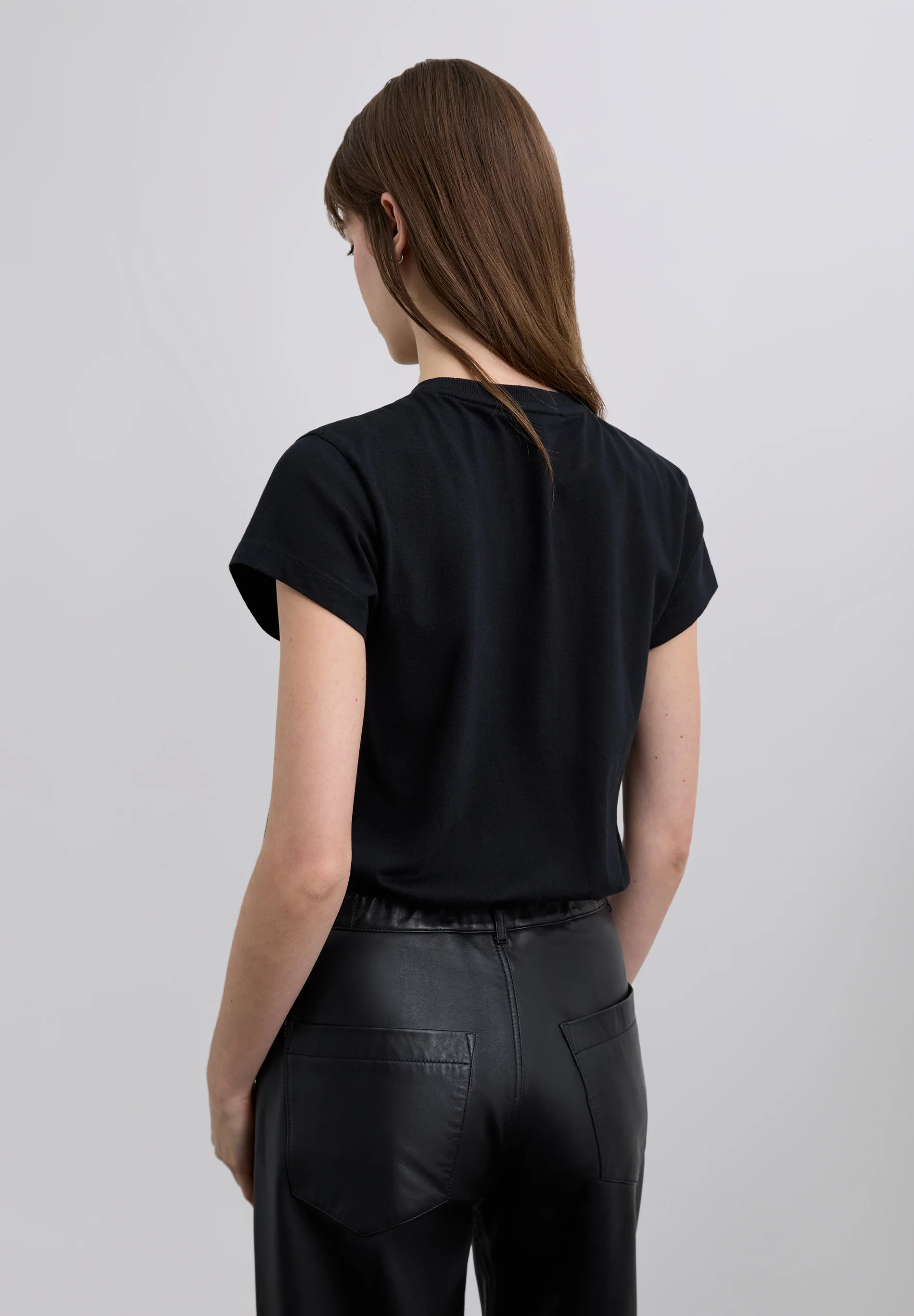 CAMISETA DETALLE ABERTURA - Image 4