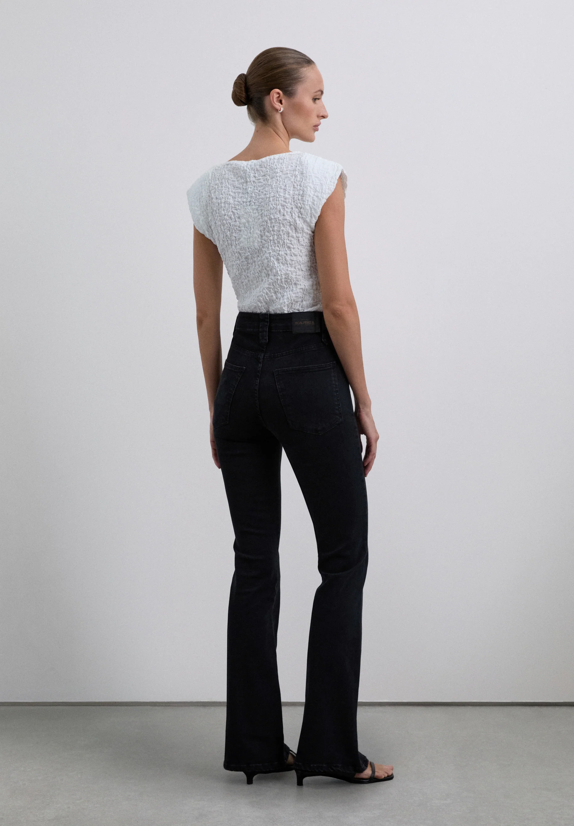 PANTALÓN DENIM BOOTCUT - Image 5