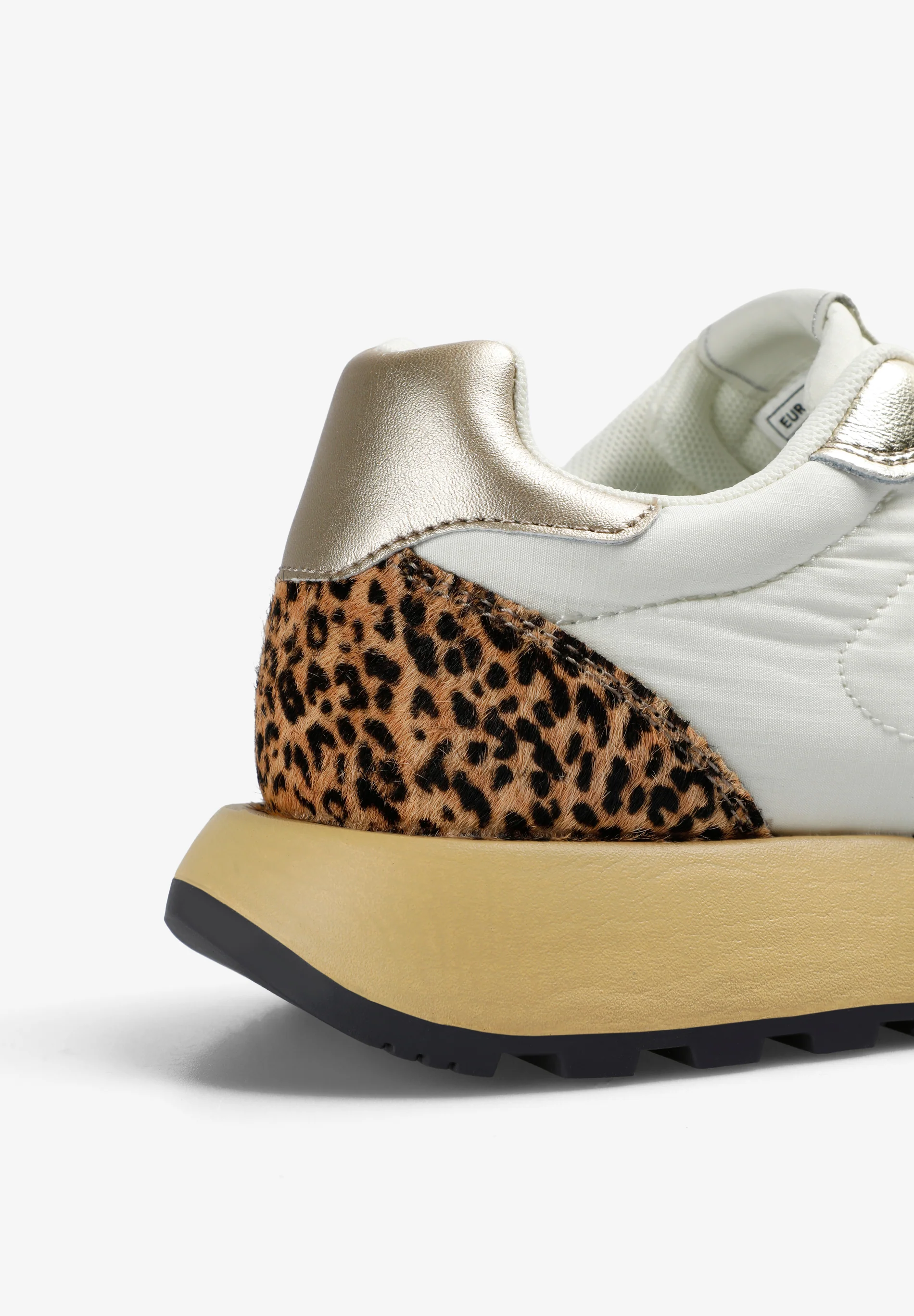 SNEAKERS METALIZADAS ANIMAL PRINT - Image 5