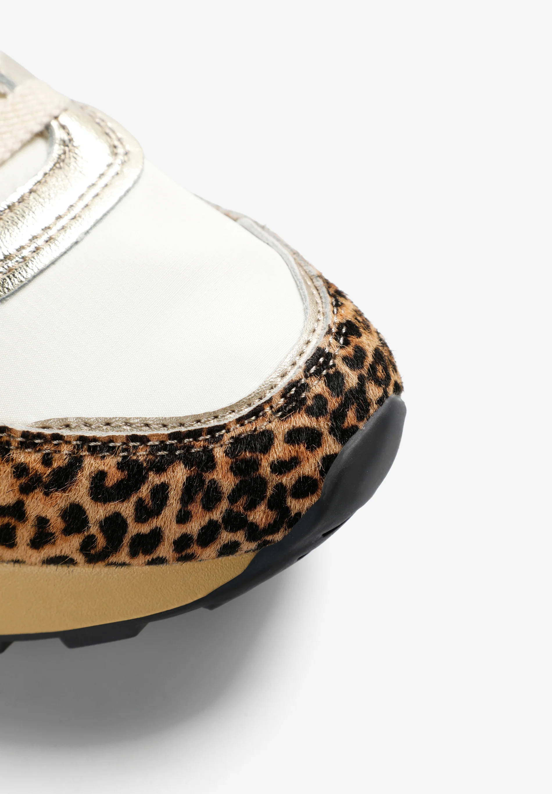 SNEAKERS METALIZADAS ANIMAL PRINT - Image 7